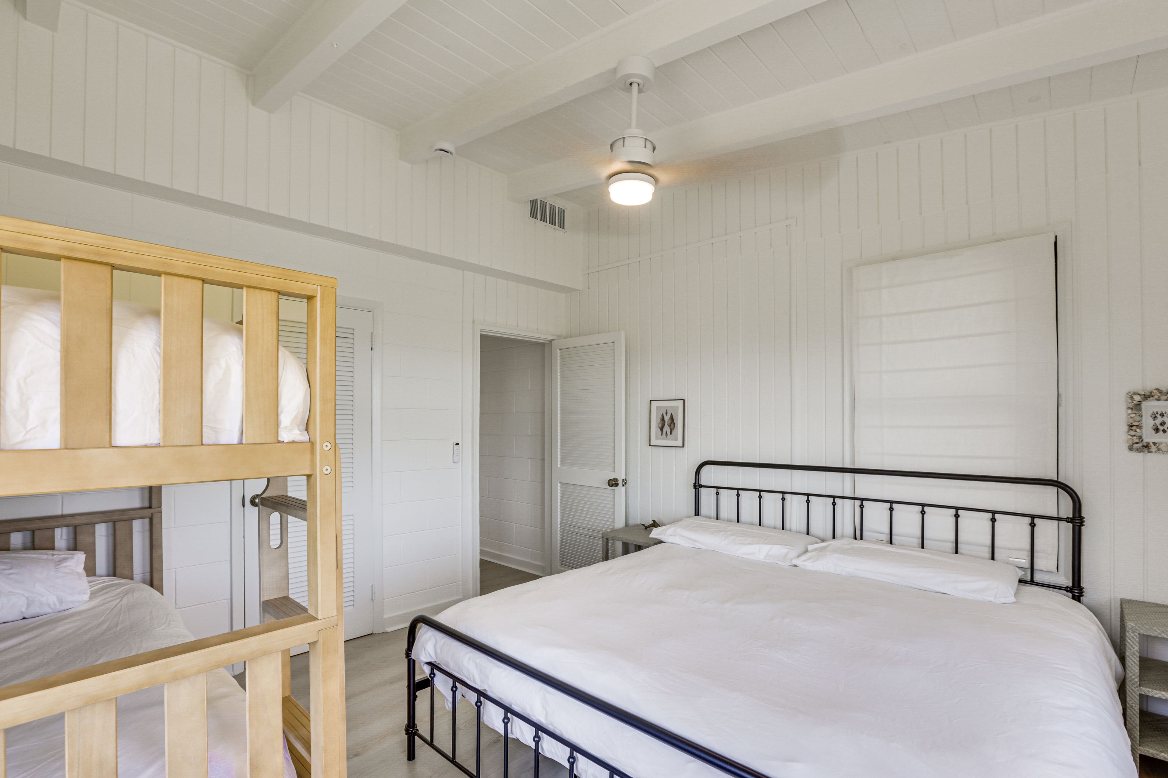 Bedroom 3 | King Bed | Twin Bunk Bed
