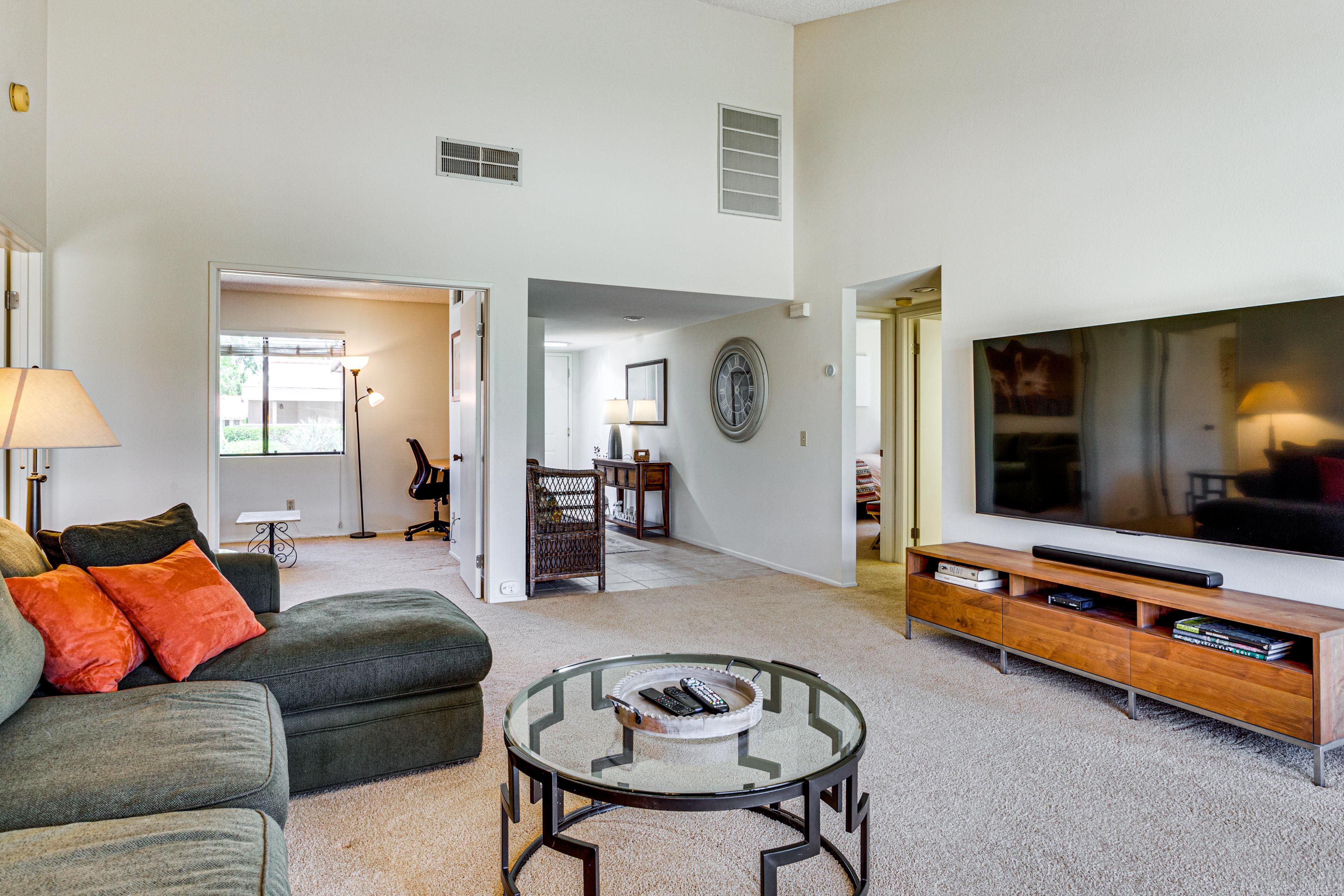 Living Room | Full Sleeper Sofa