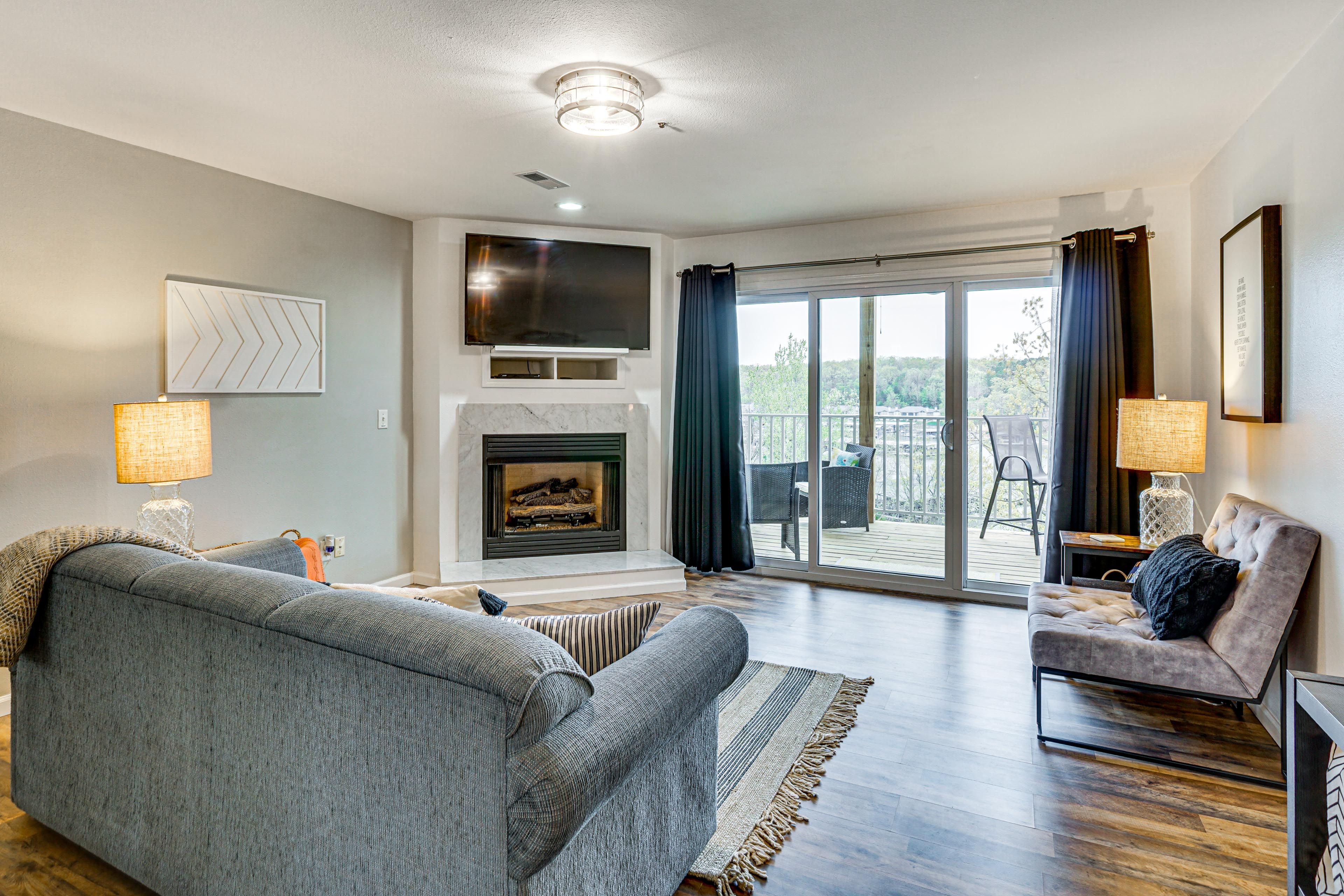 Living Room | Full Sleeper Sofa