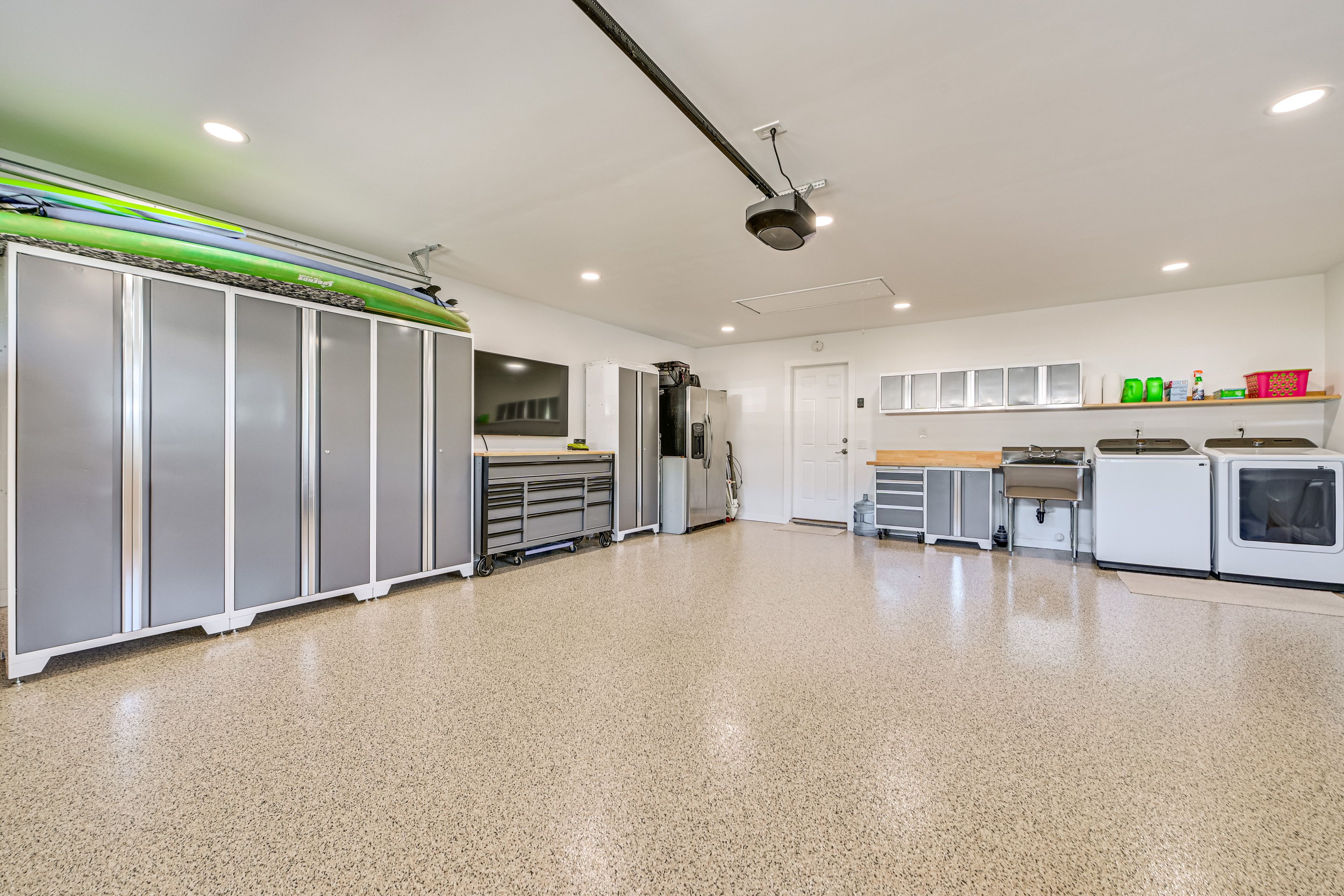 Washer & Dryer | No Garage Parking