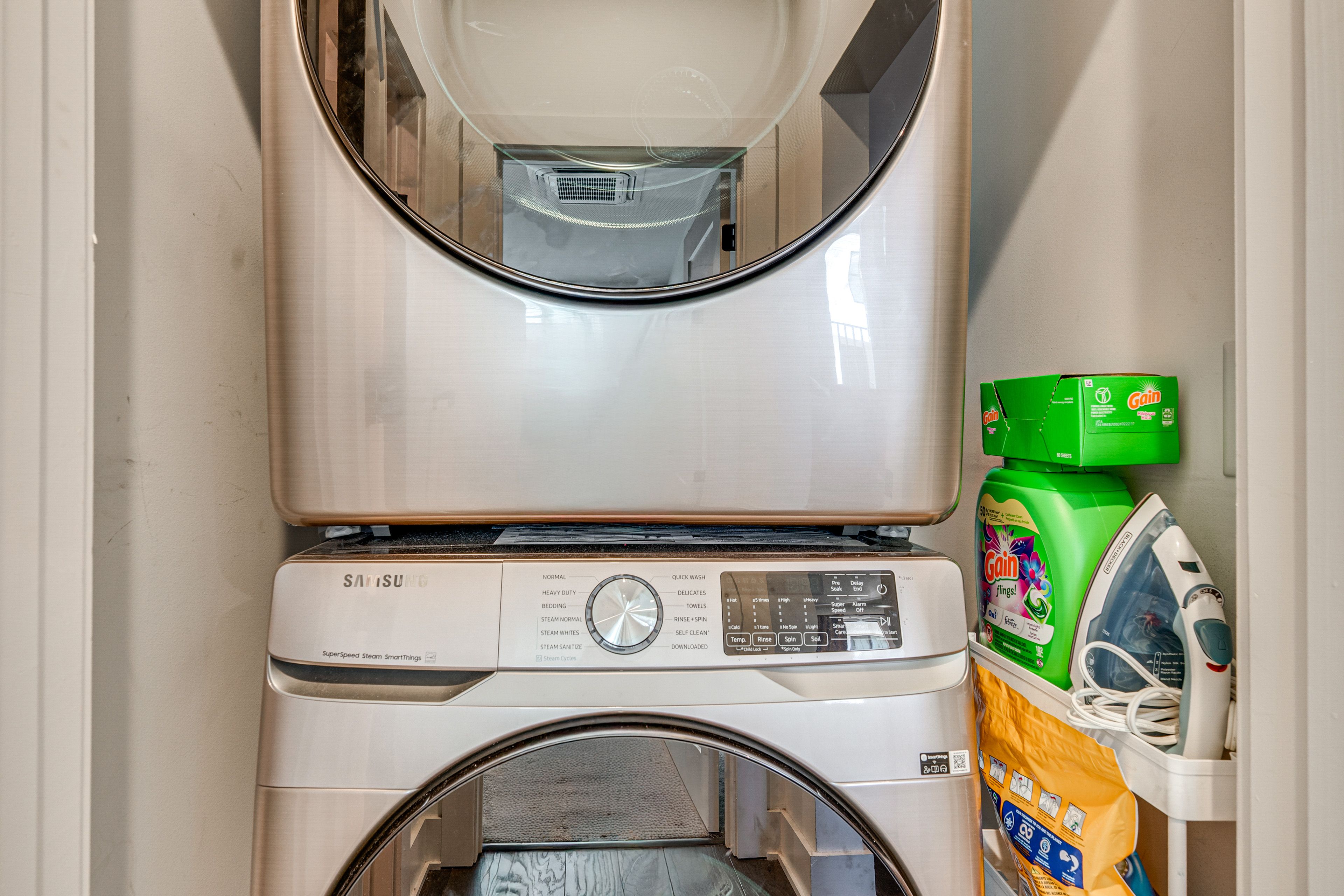 In-Unit Laundry
