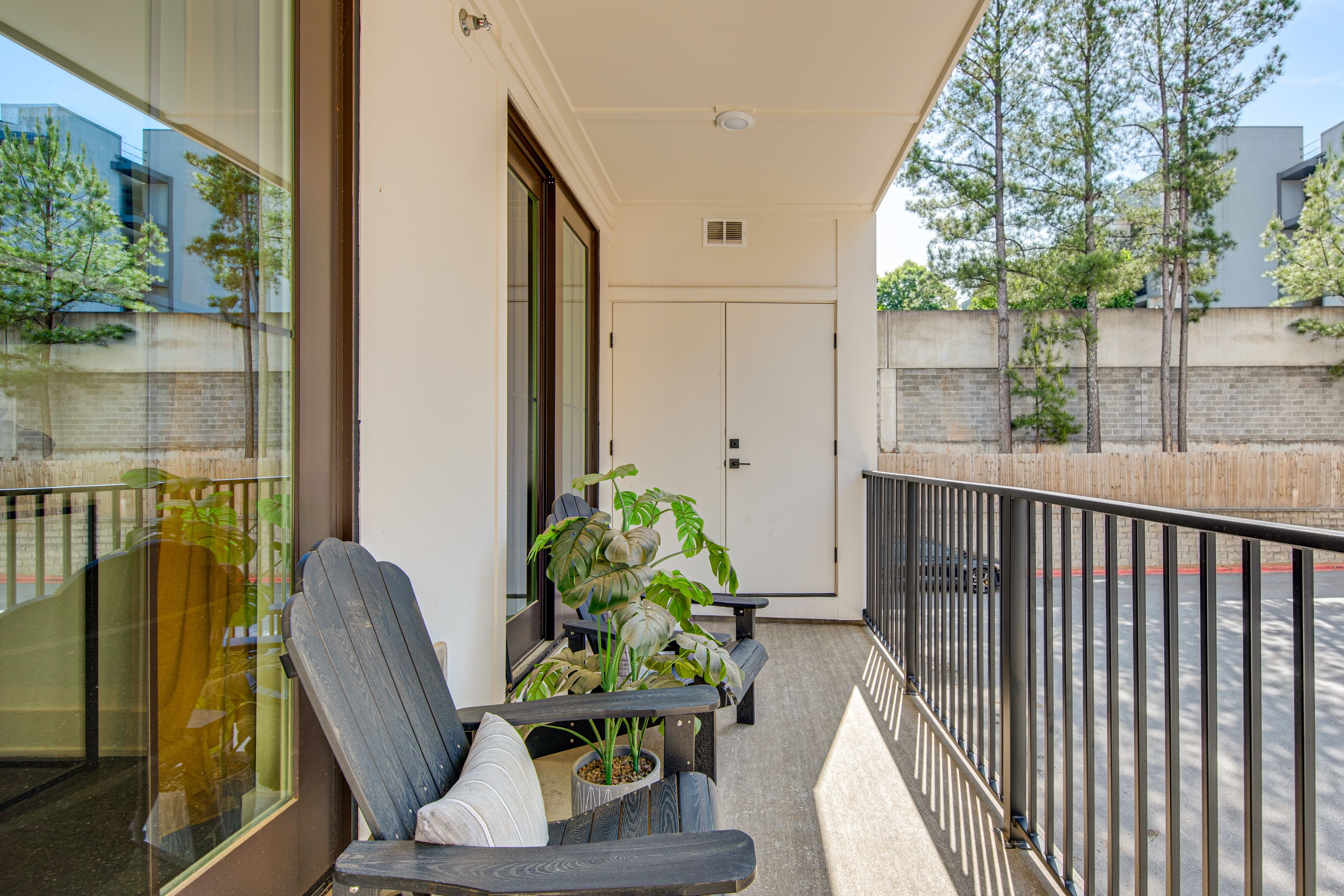 Private Balcony | Access via Living Room