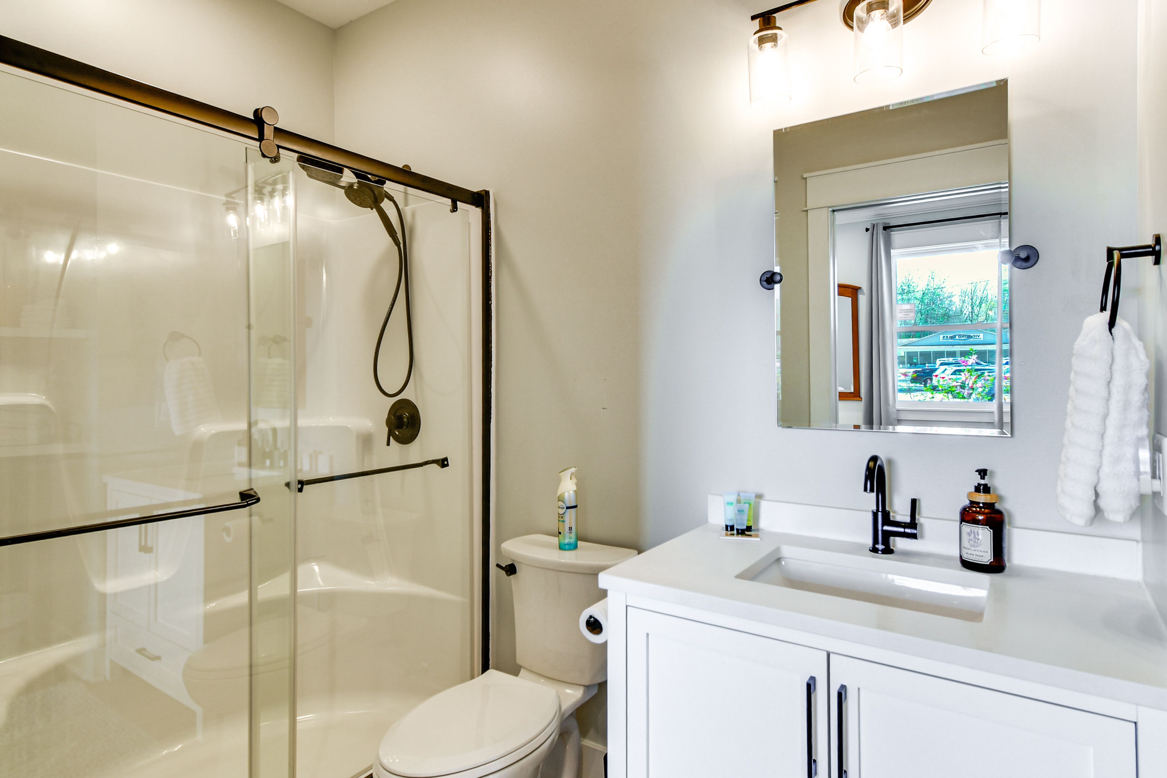 En-Suite Bathroom