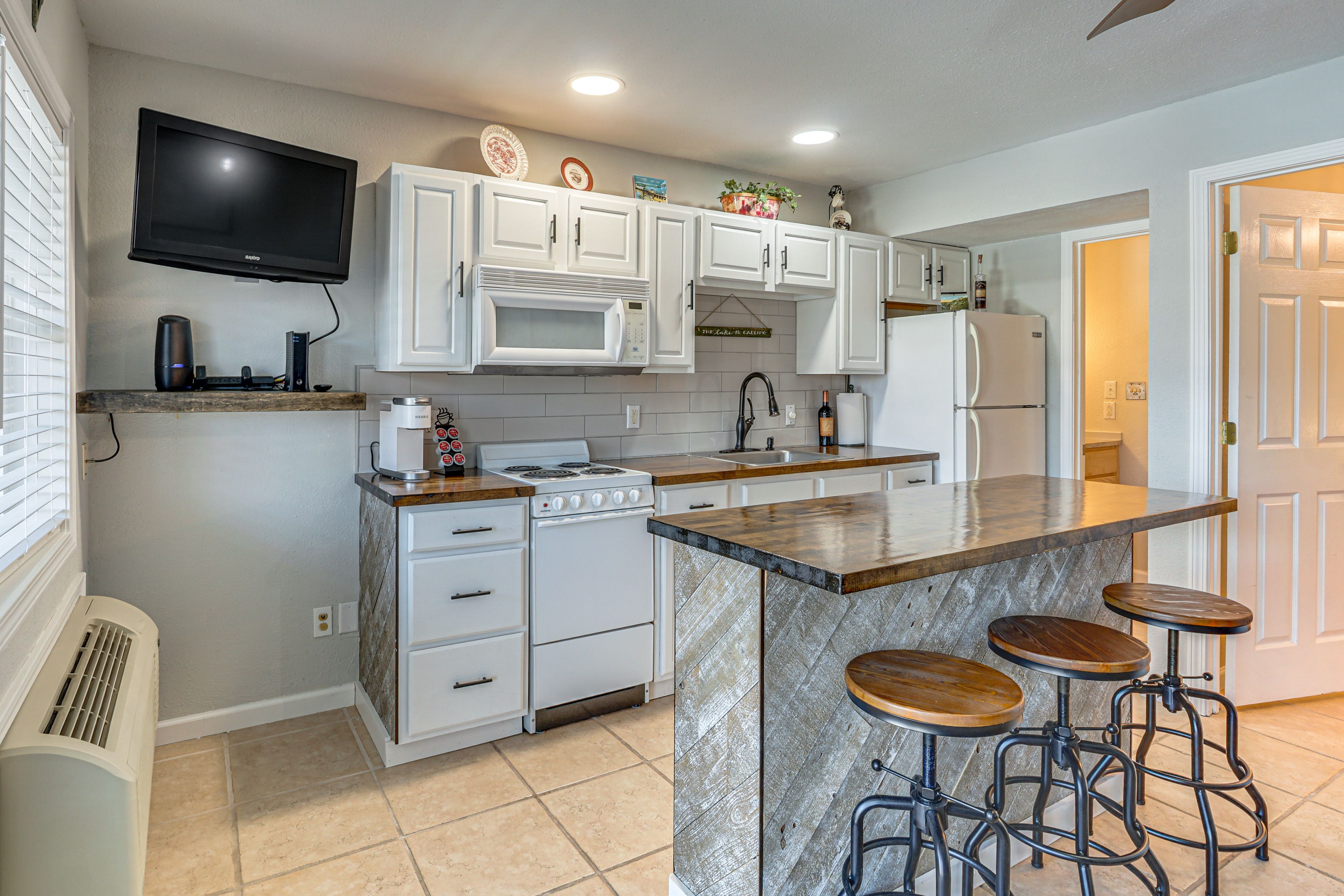 Kitchen | Keurig Coffee Maker