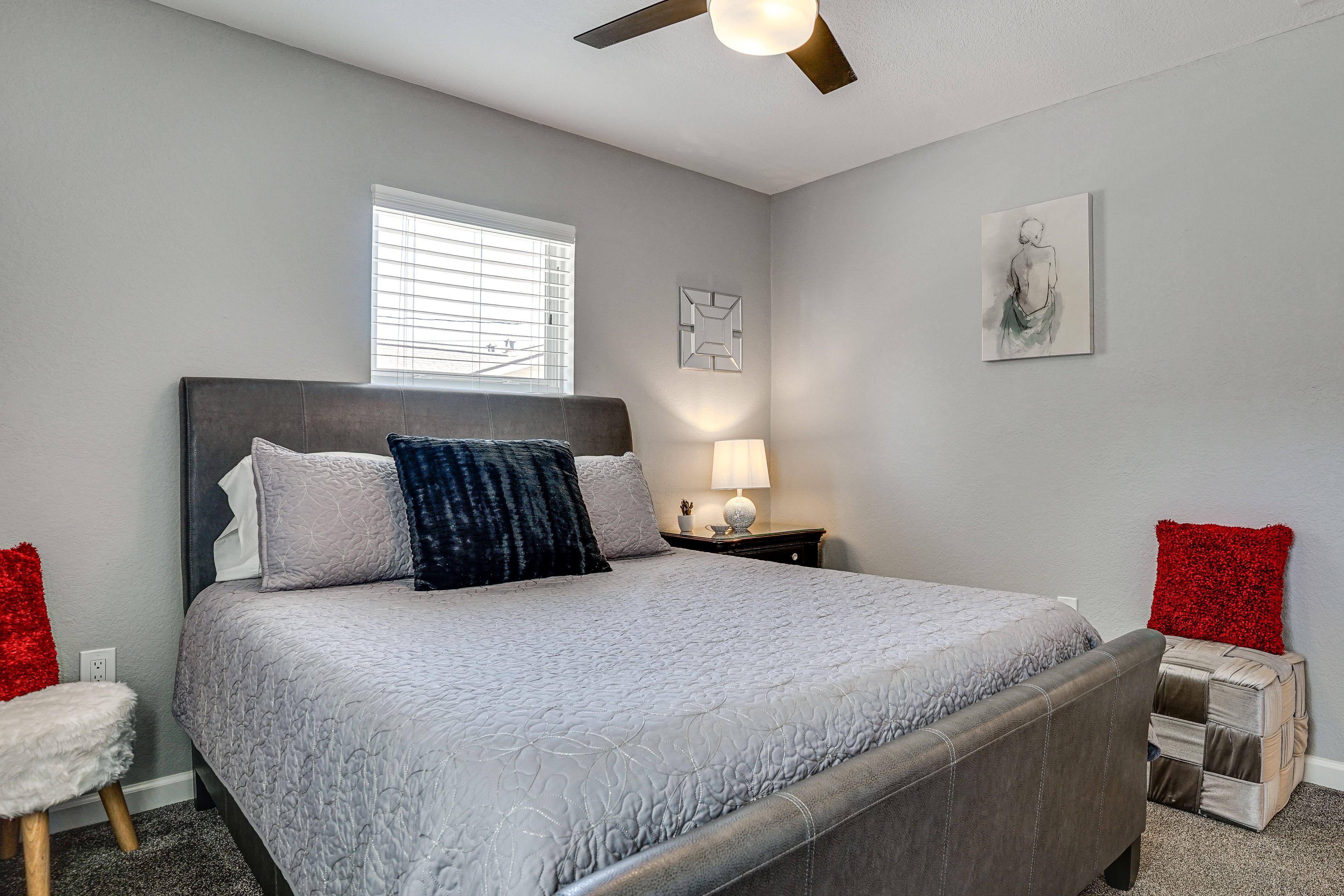Bedroom 3 | Queen Bed