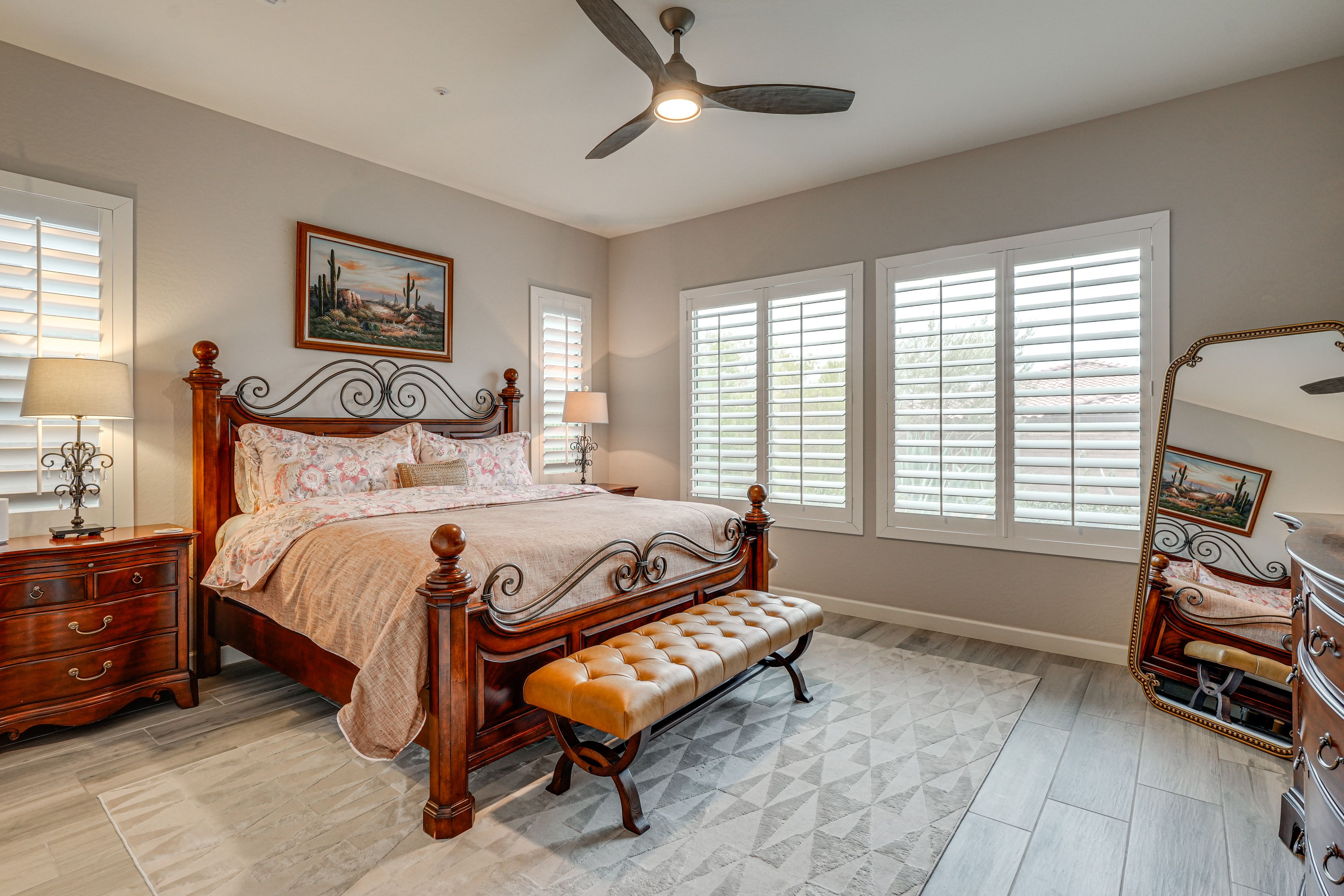 Bedroom 1 | King Bed