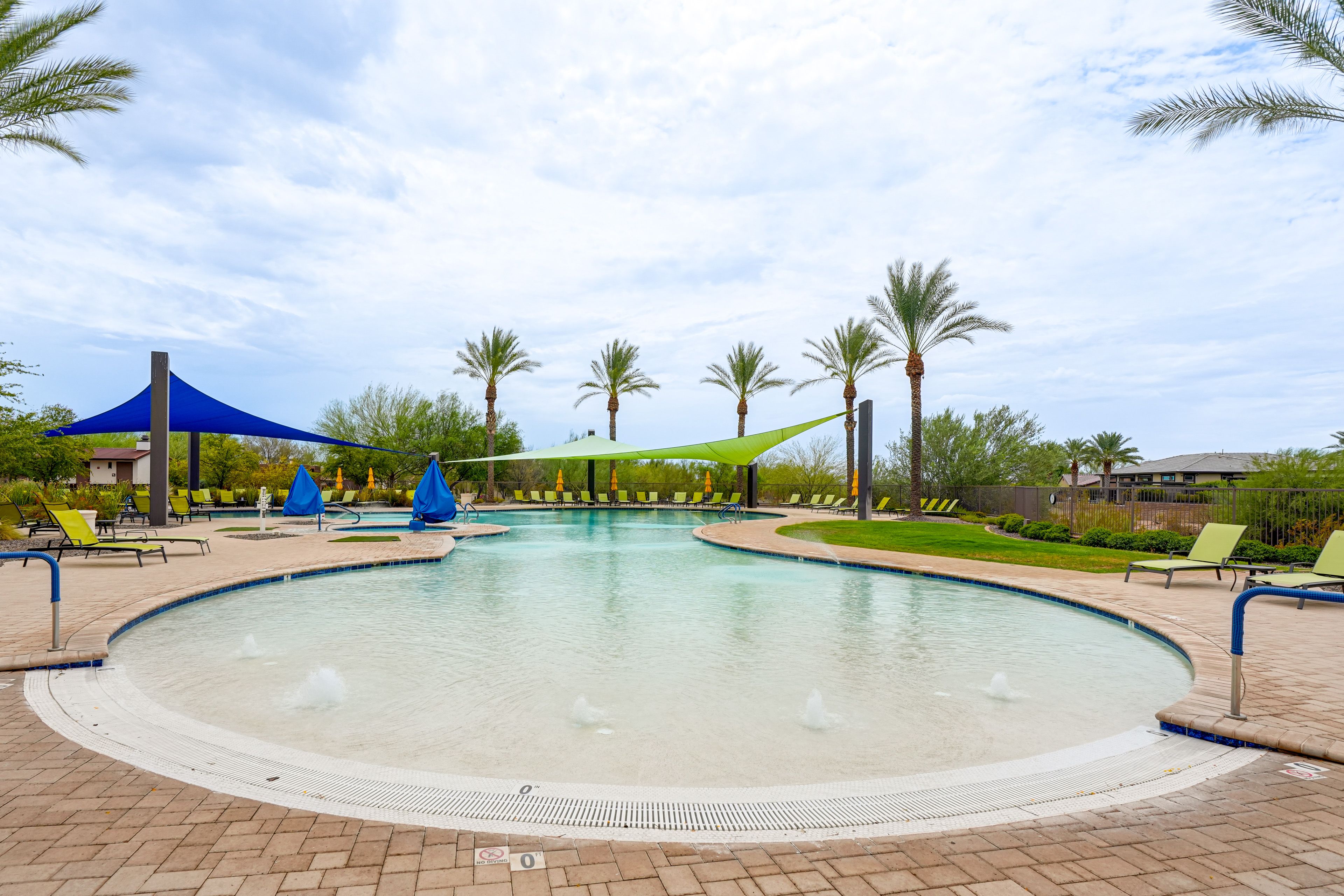 Community Pool | Spa