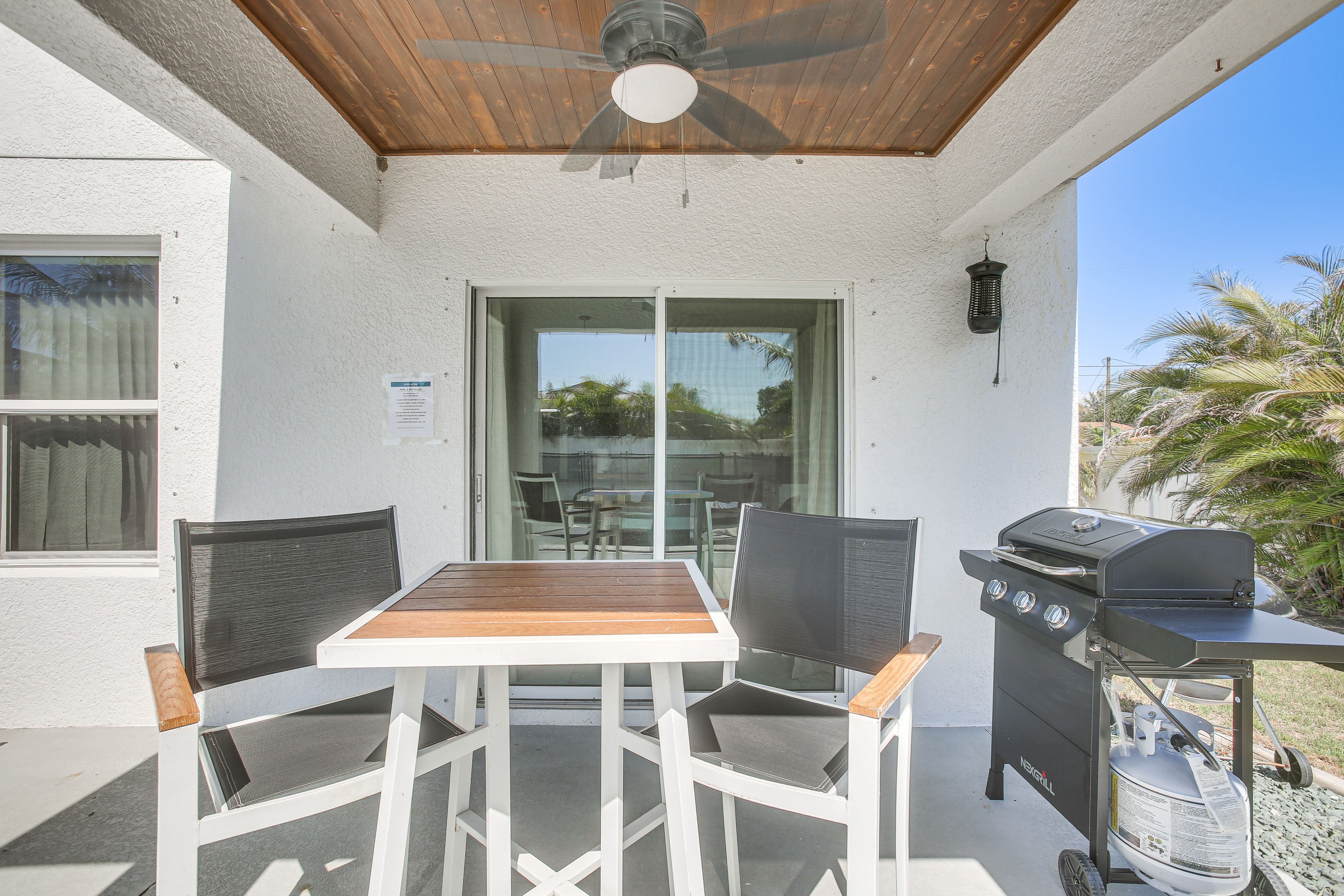 Furnished Patio