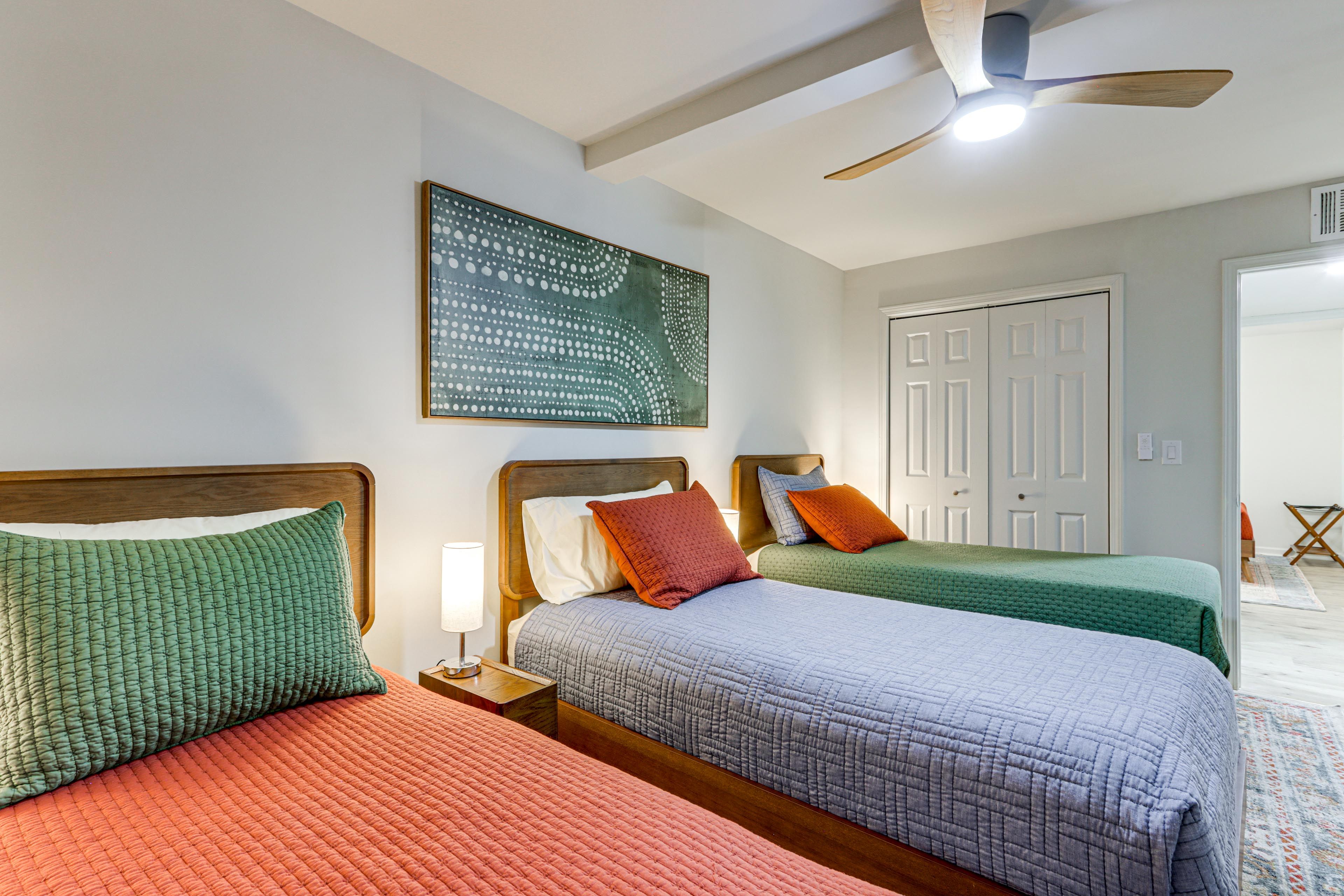 Bedroom 3 | 3 Twin Beds