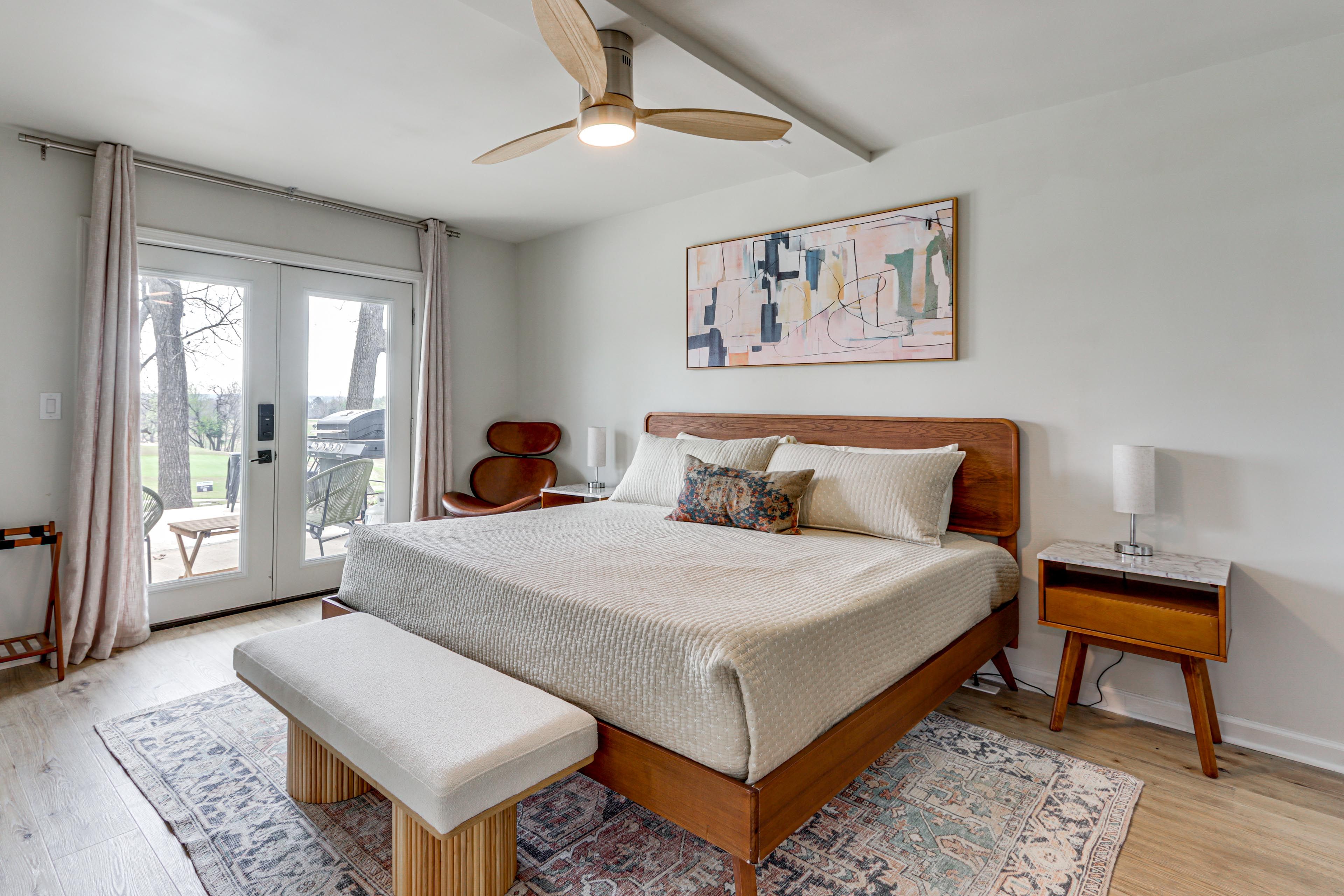 Bedroom 1 | King Bed | En-Suite Bathroom