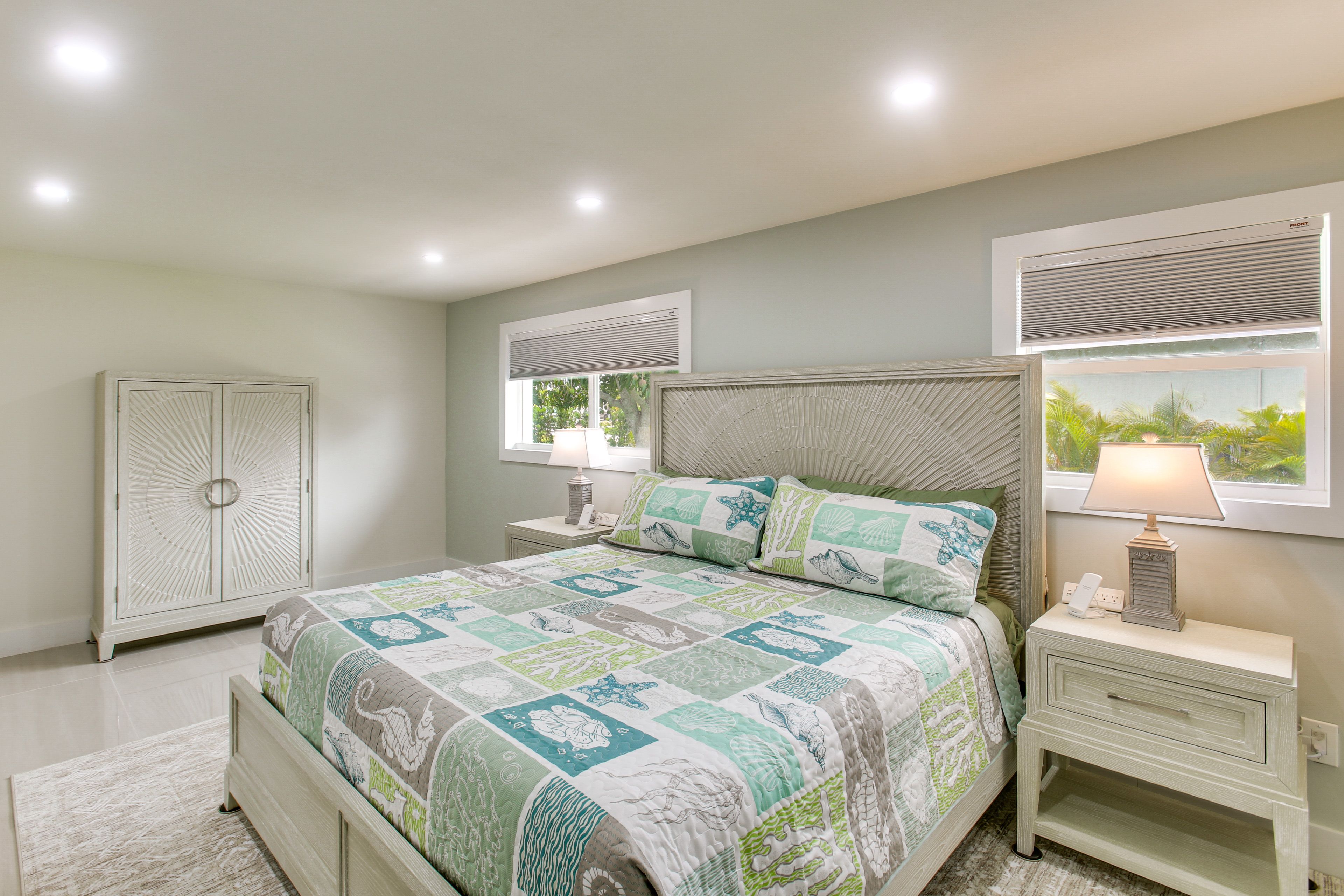 Bedroom 4 | King Bed (Converts to 2 Twin XL Beds)