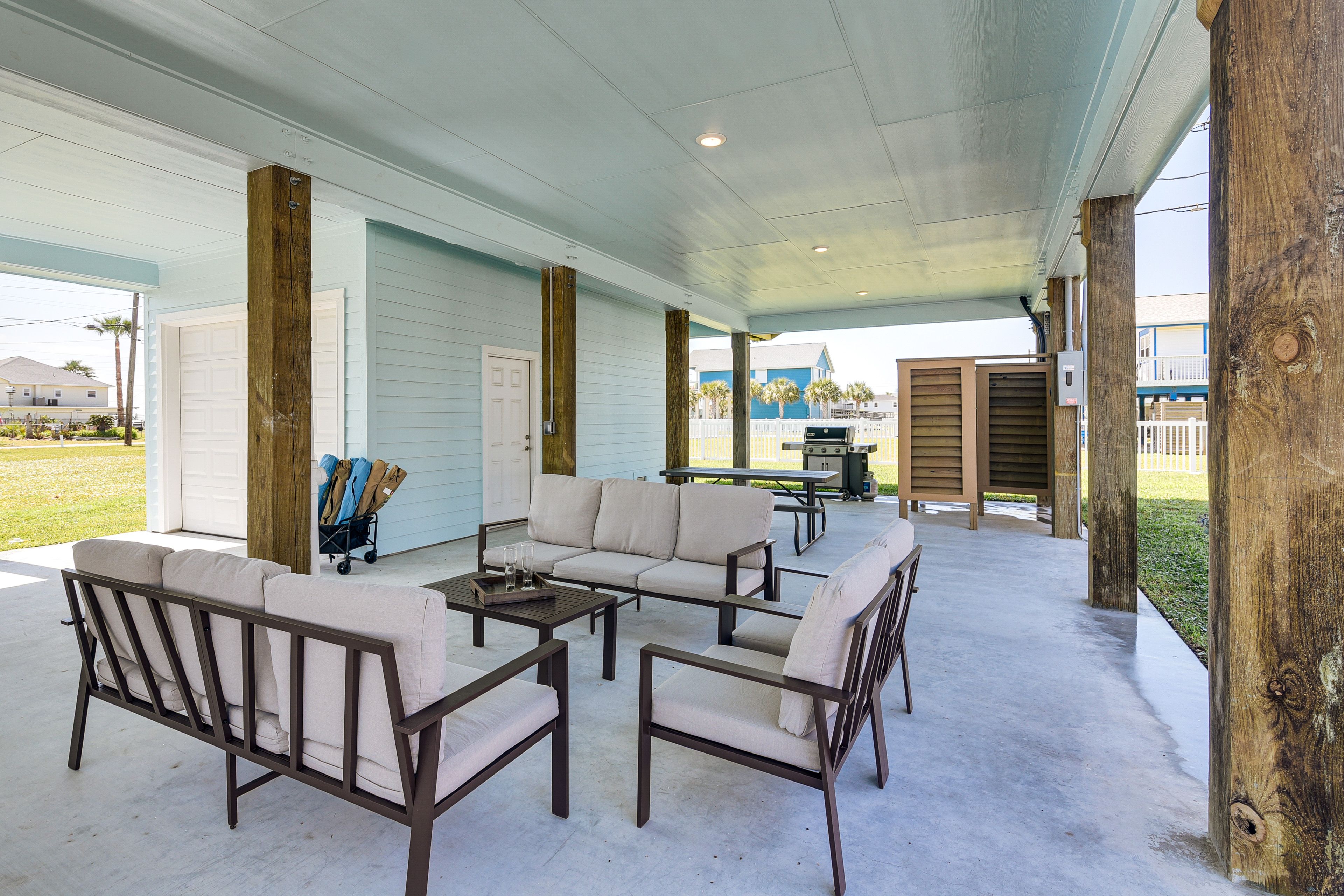 Furnished Patio | Dining | Gas Grill | Outdoor Shower