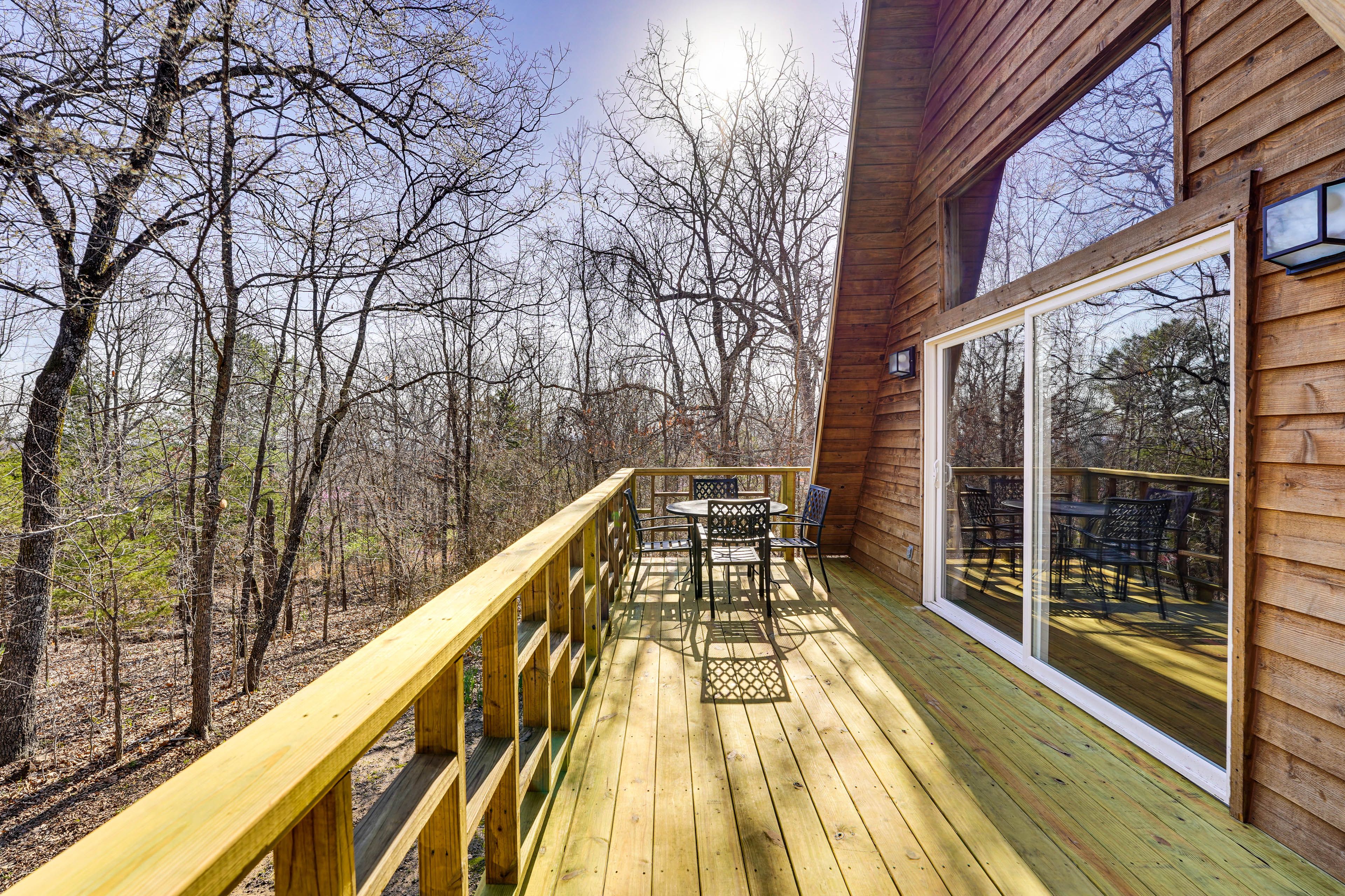 Eureka Springs Vacation Rental | Studio | 1BA | 800 Sq Ft