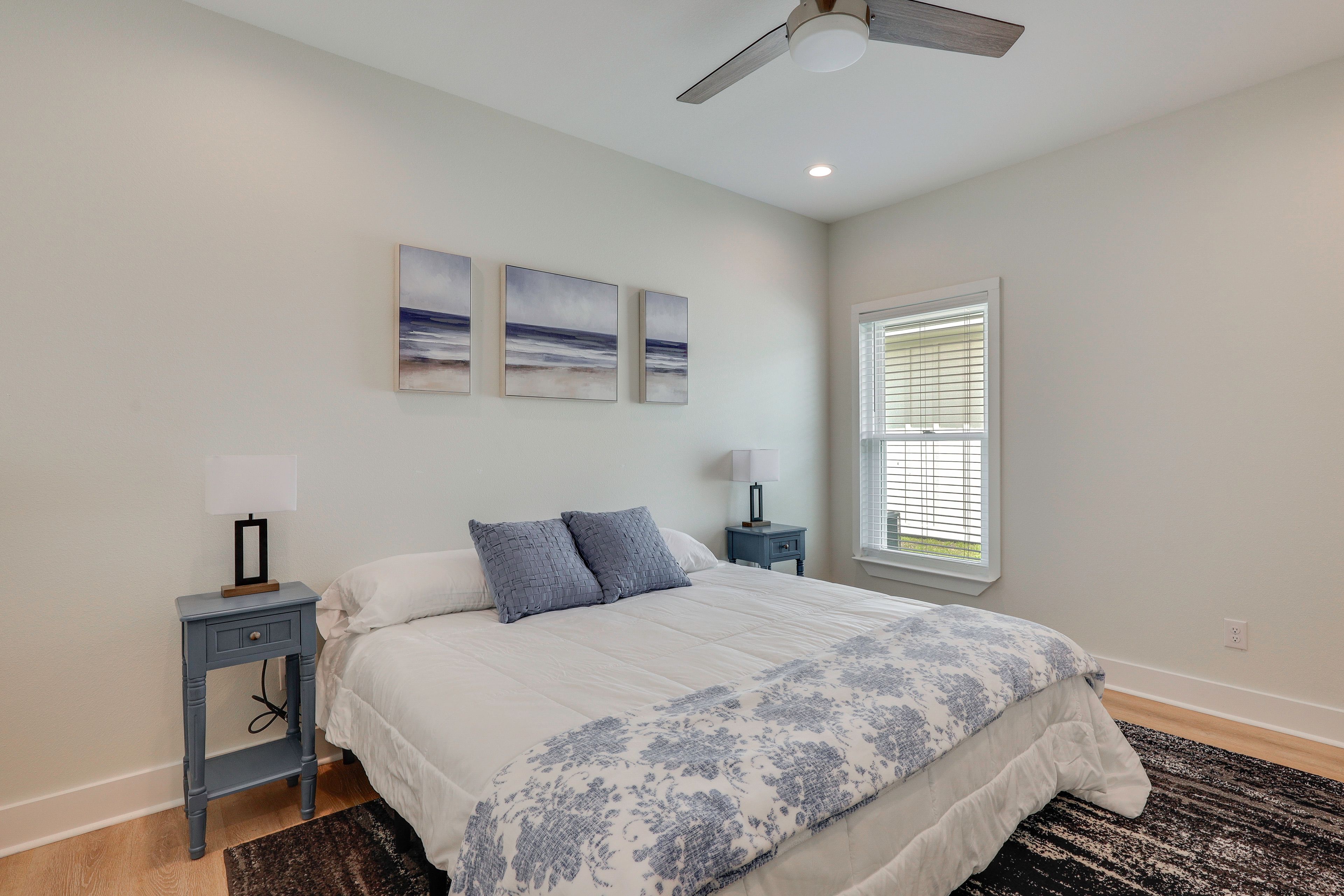 Bedroom 2 | King Bed