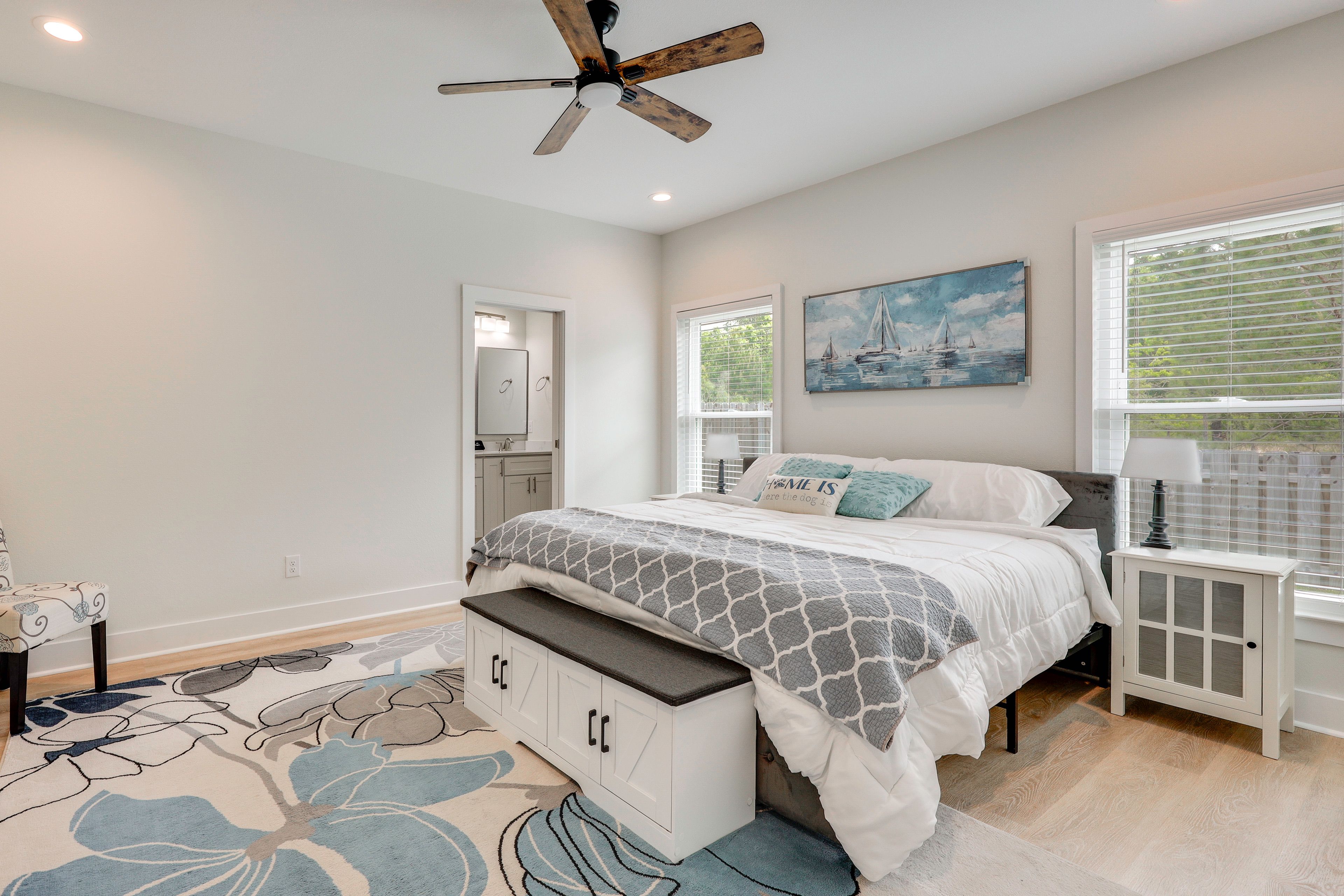 Bedroom 1 | King Bed