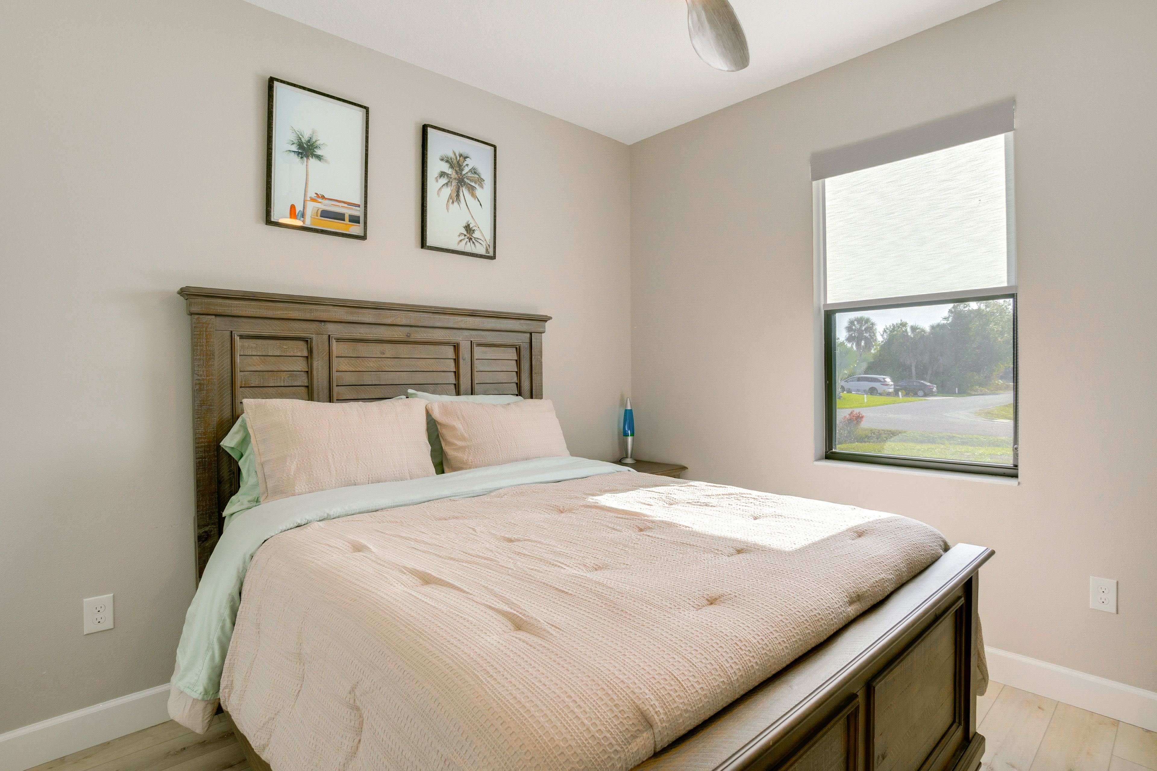 Bedroom 2 | Queen Bed