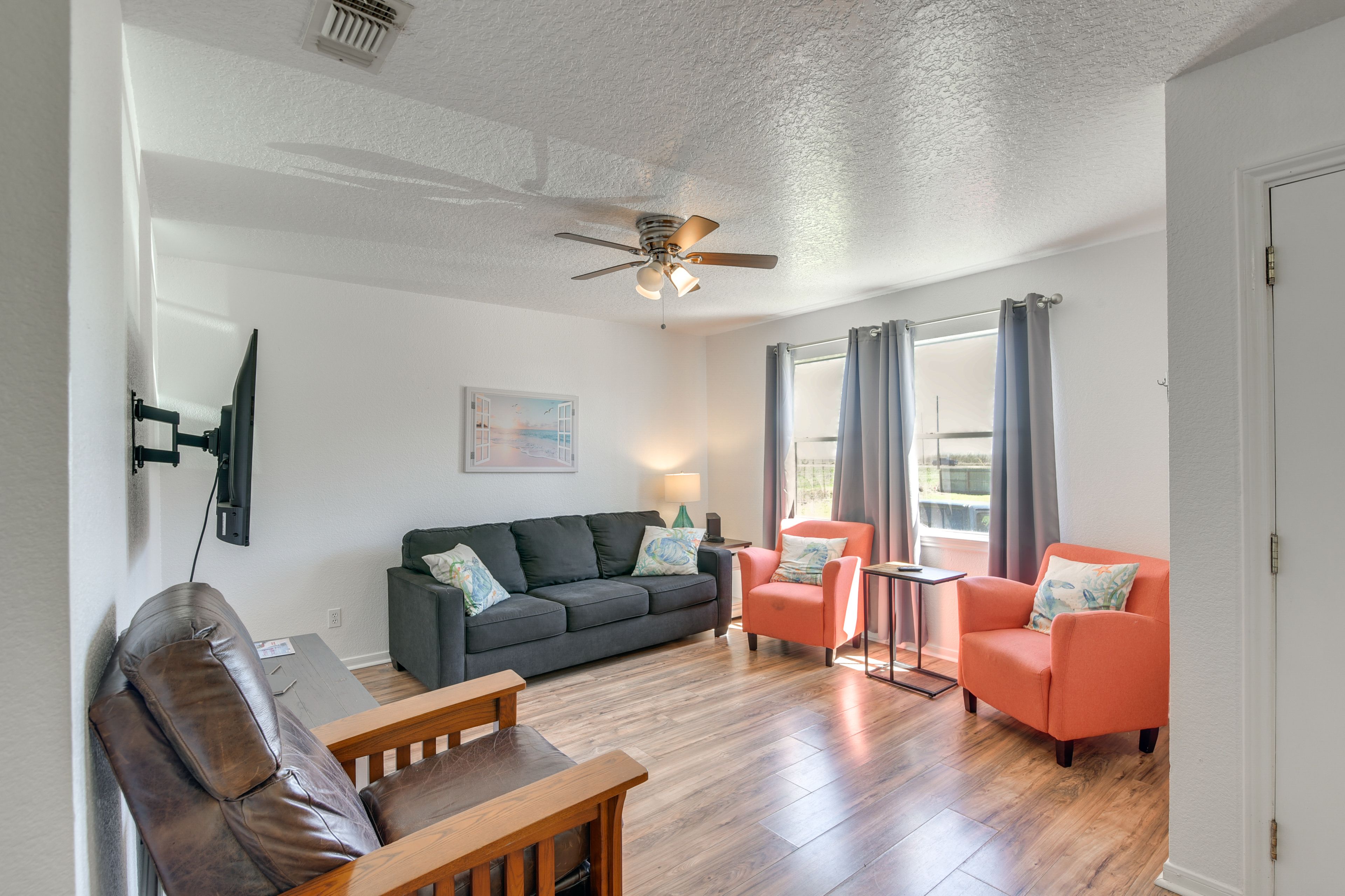 Jamaica Beach Vacation Rental | 2BR | 2BA | 906 Sq Ft