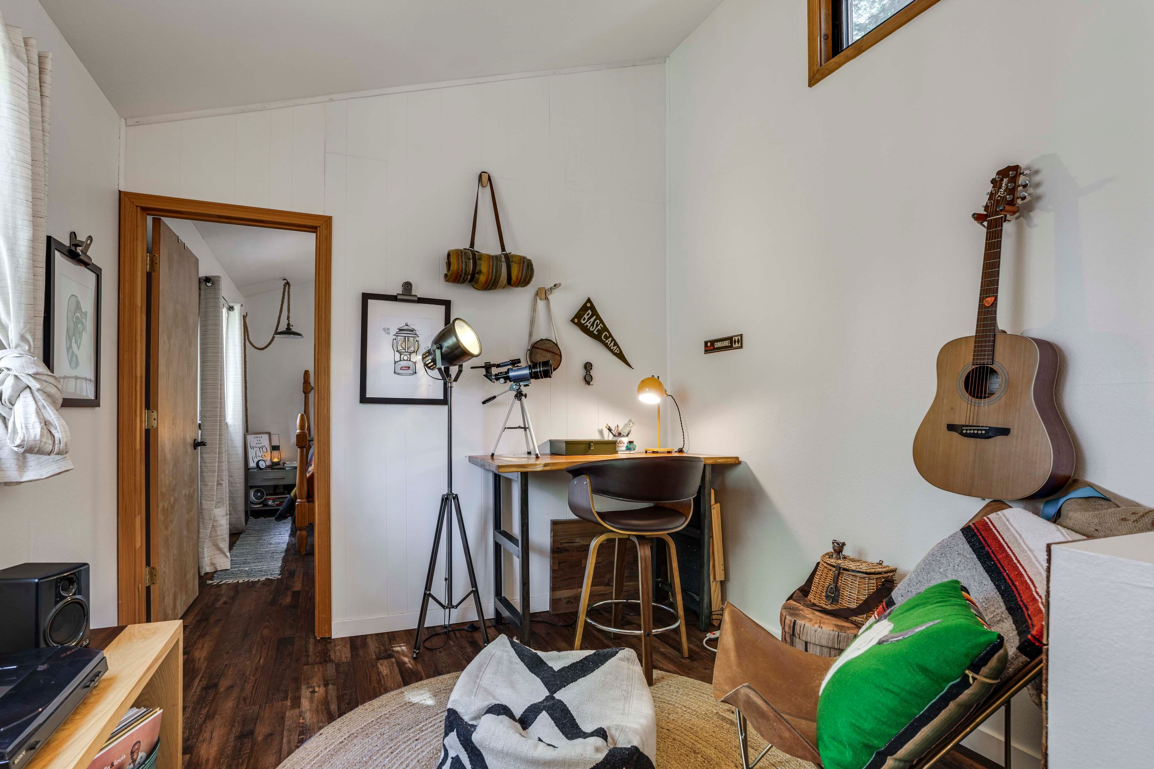 Loft | Workspace | Turntable | 2nd Floor