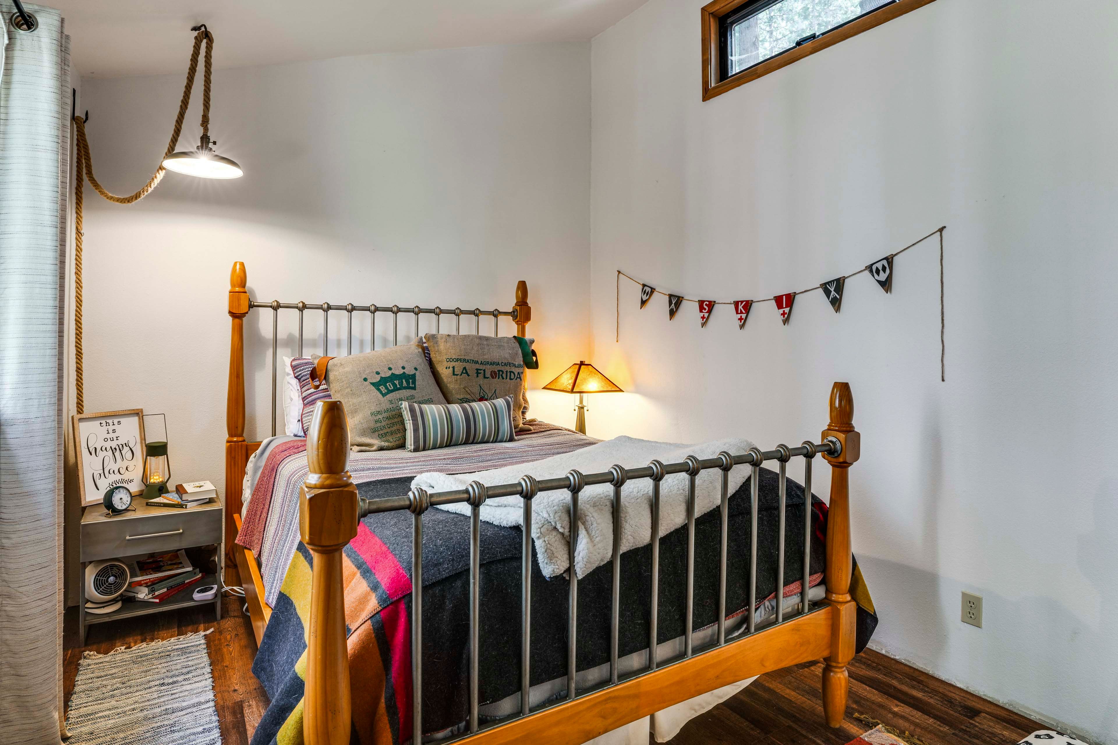 Bedroom 2 | Queen Bed | 2nd Floor