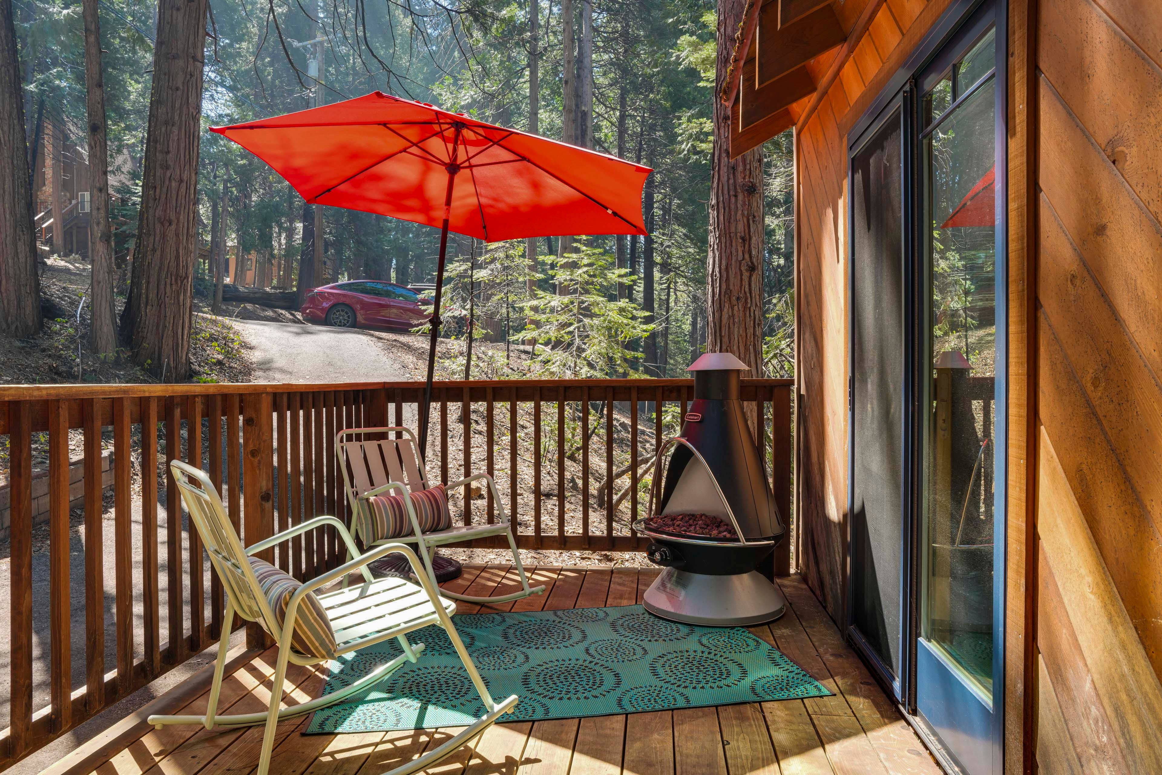 Wraparound Deck | Gas Fire Pit