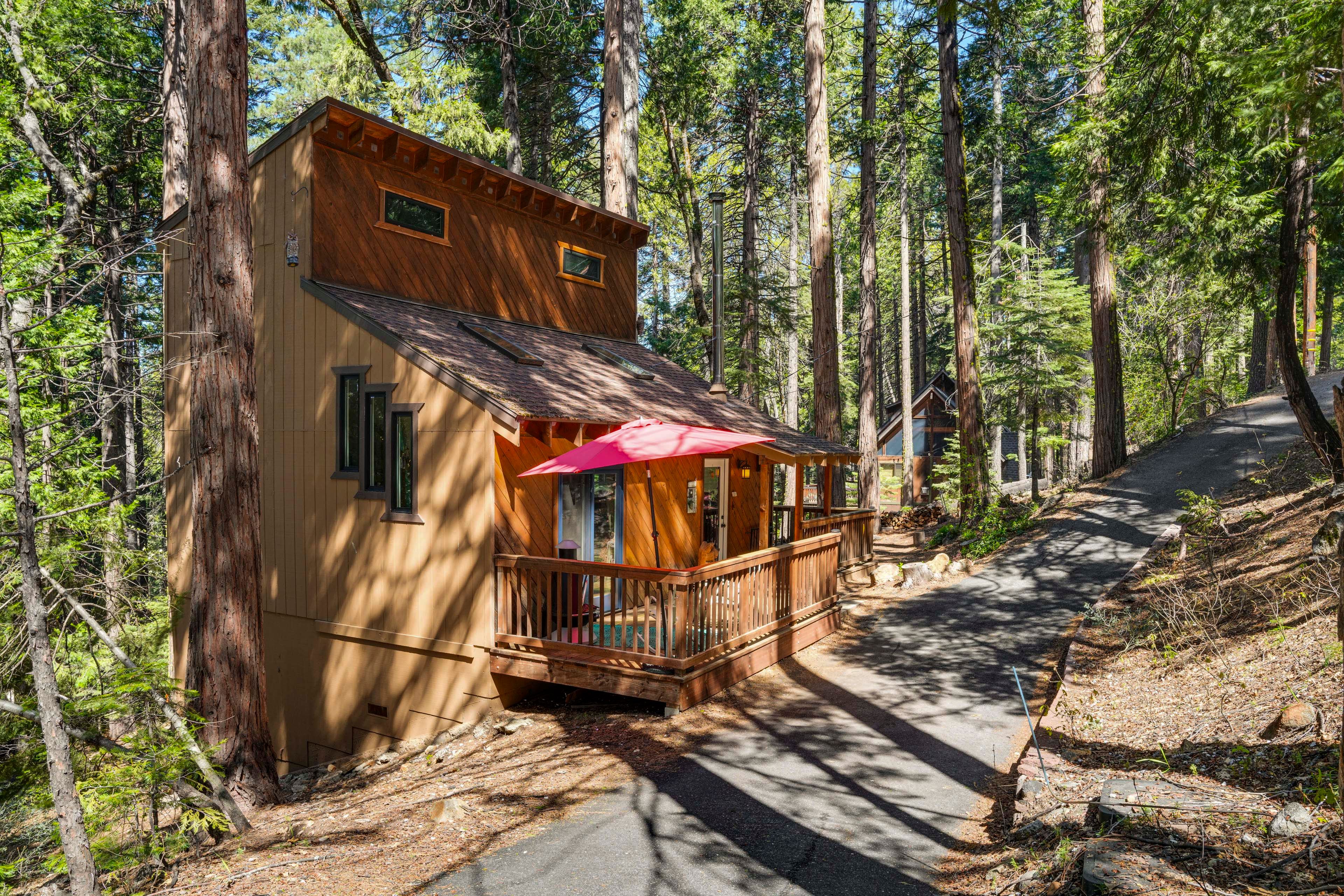 Parking | Driveway (2 Vehicles) | Additional Parking Area