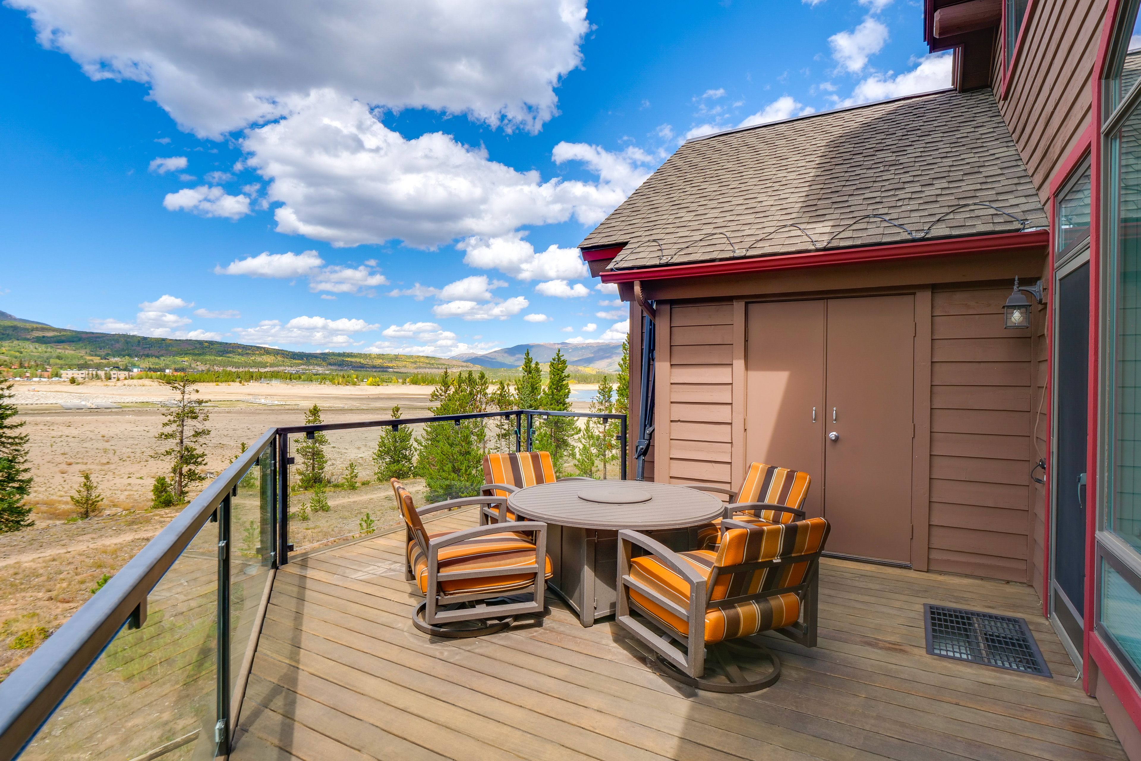 Balcony | Lake & Mountain Views