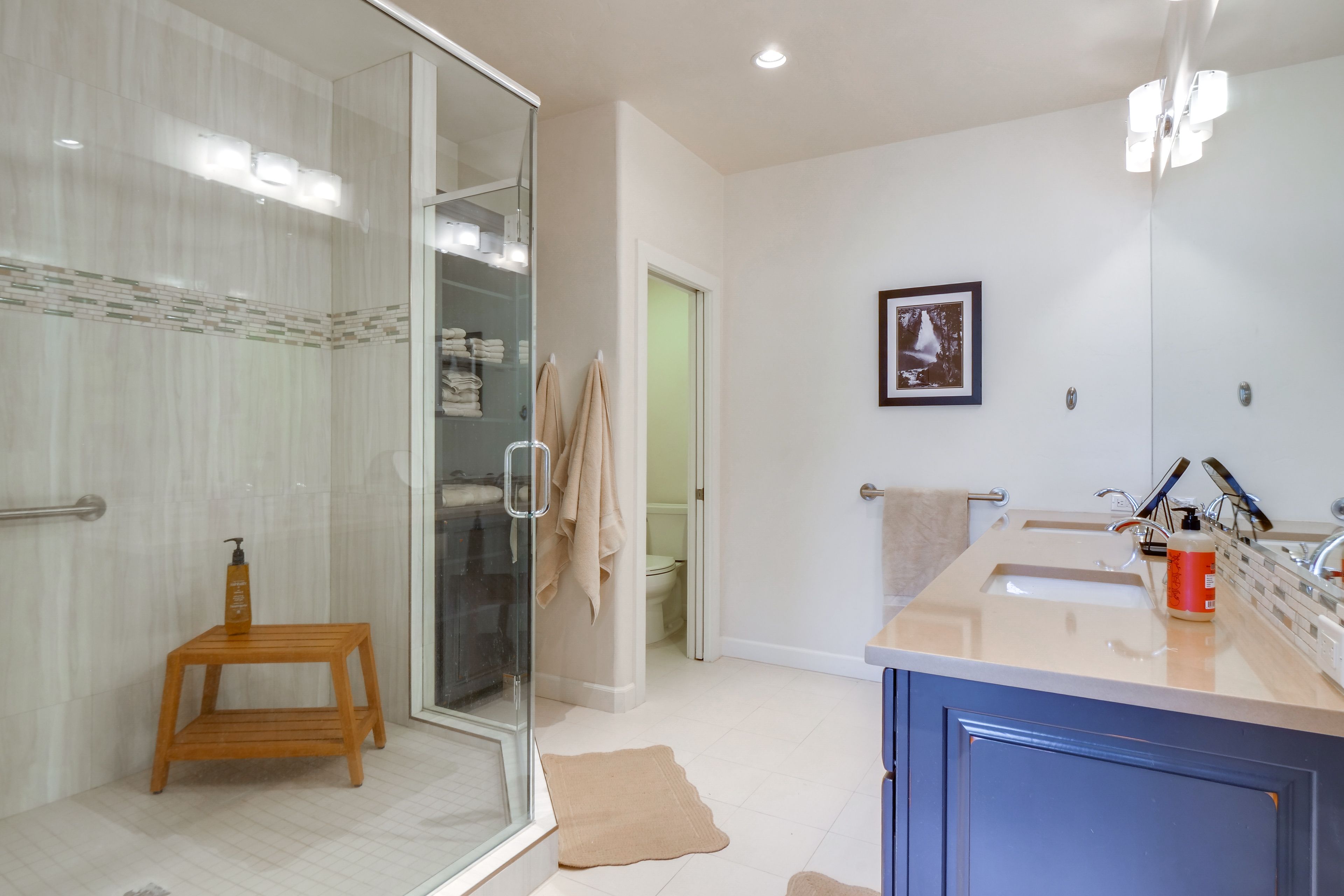 En-Suite Bathroom | Main Level