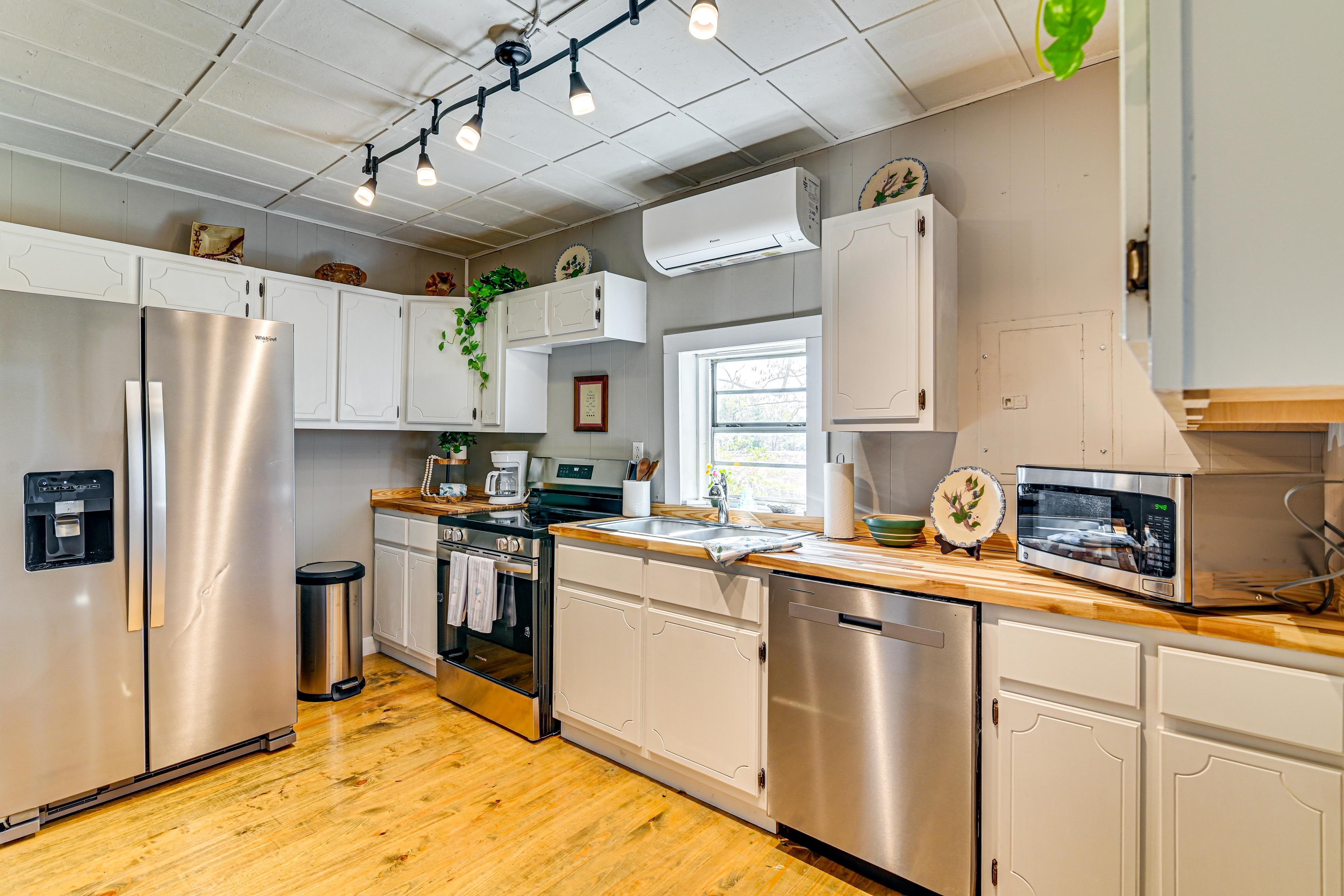 Kitchen | Drip Coffee Maker