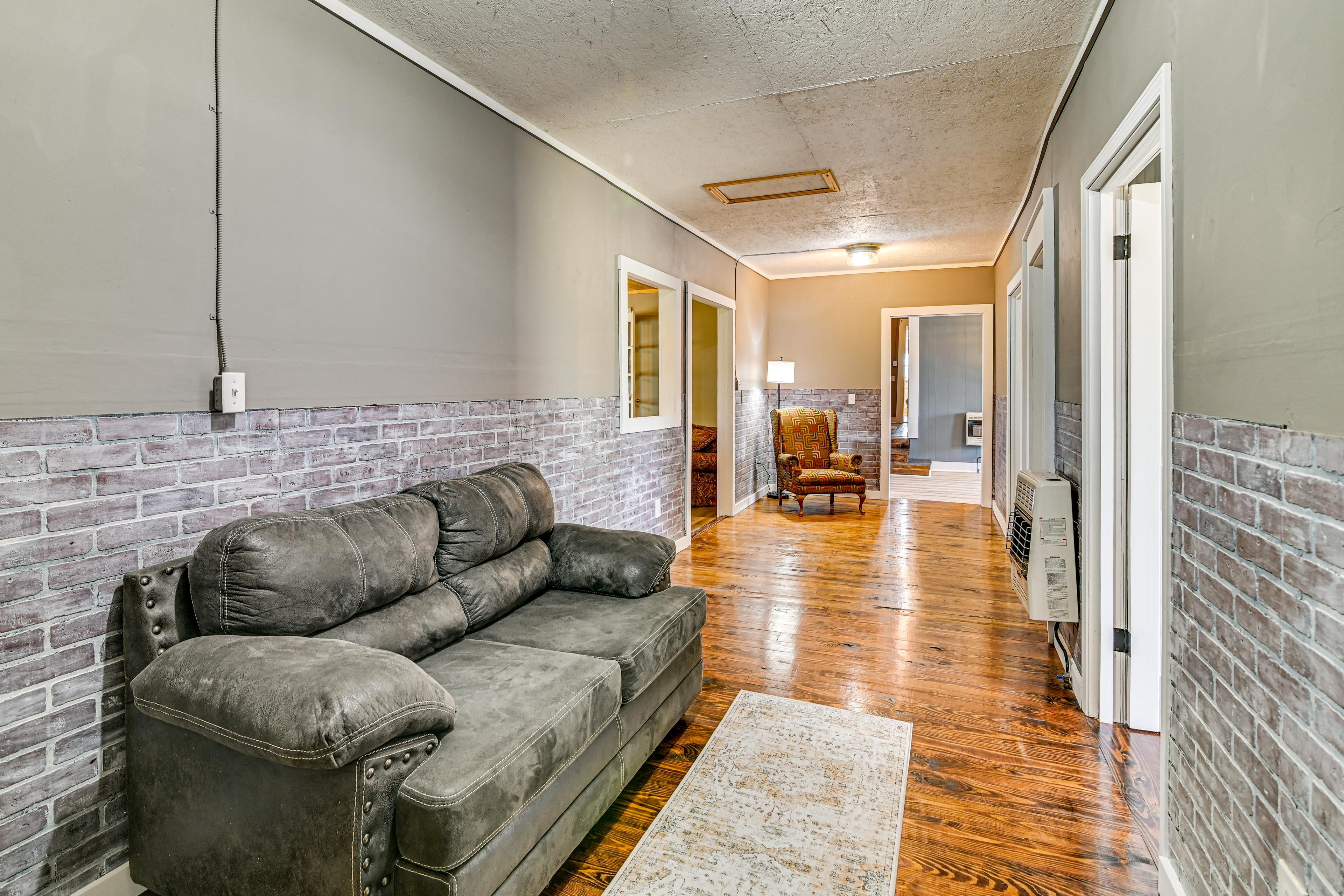 Leisure Area | Full Sleeper Sofa