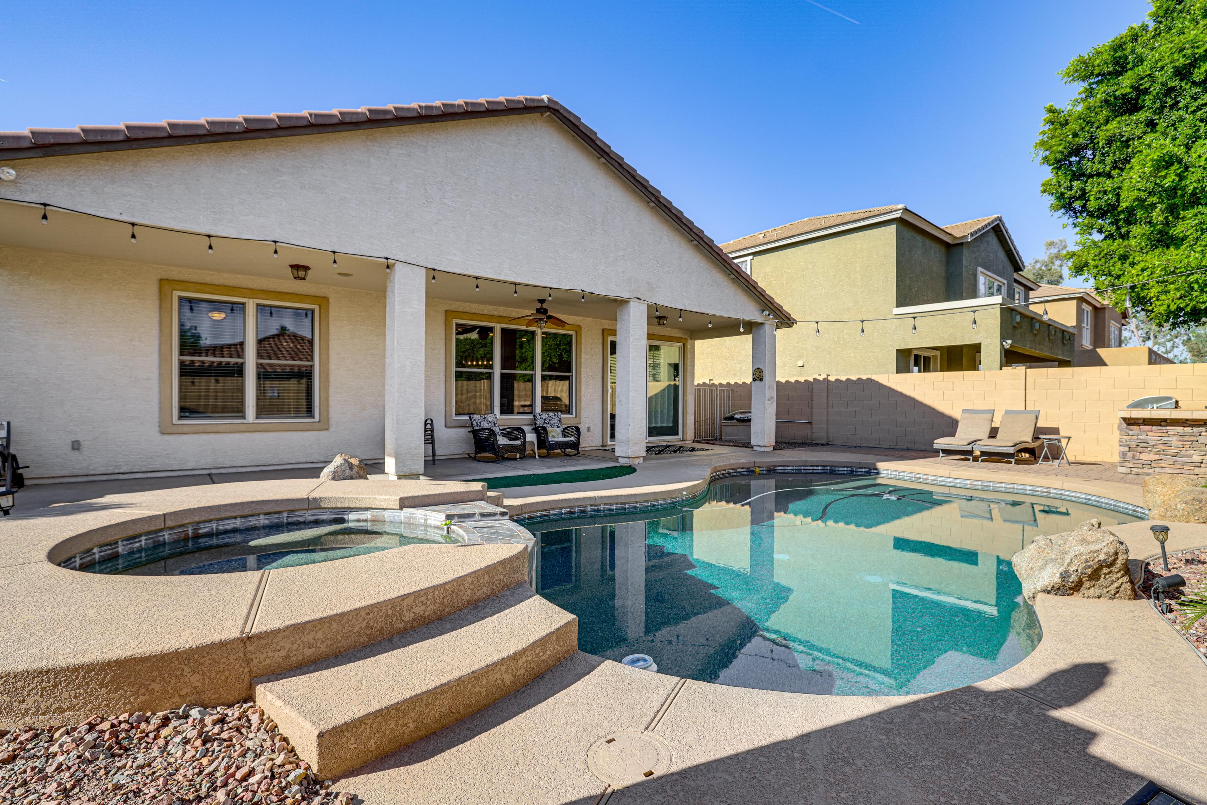 Phoenix Vacation Rental | 5BR | 2BA | 2,154 Sq Ft
