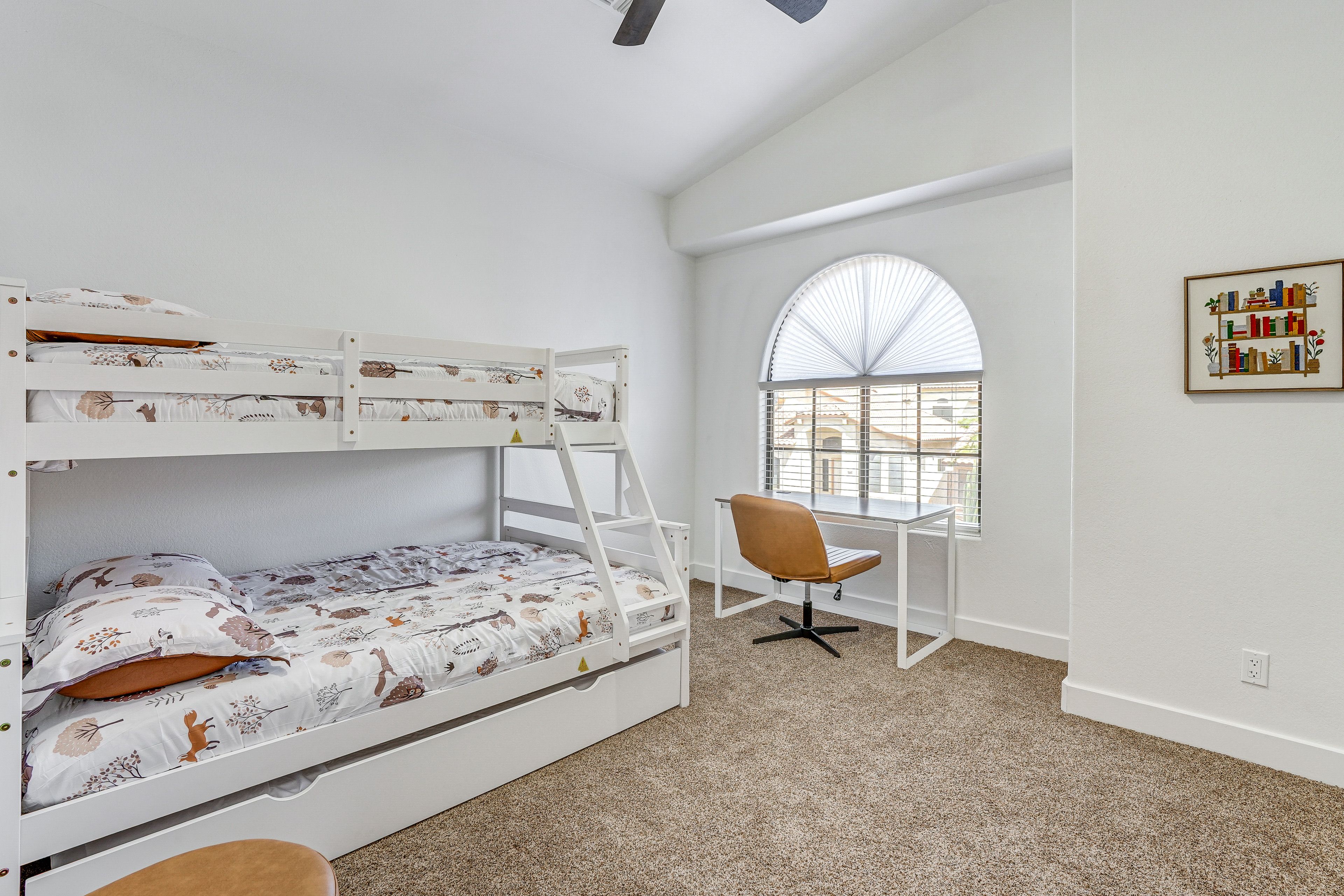 Bedroom 4 | Twin/Full Bunk Bed w/ Twin Trundle | 2nd Floor