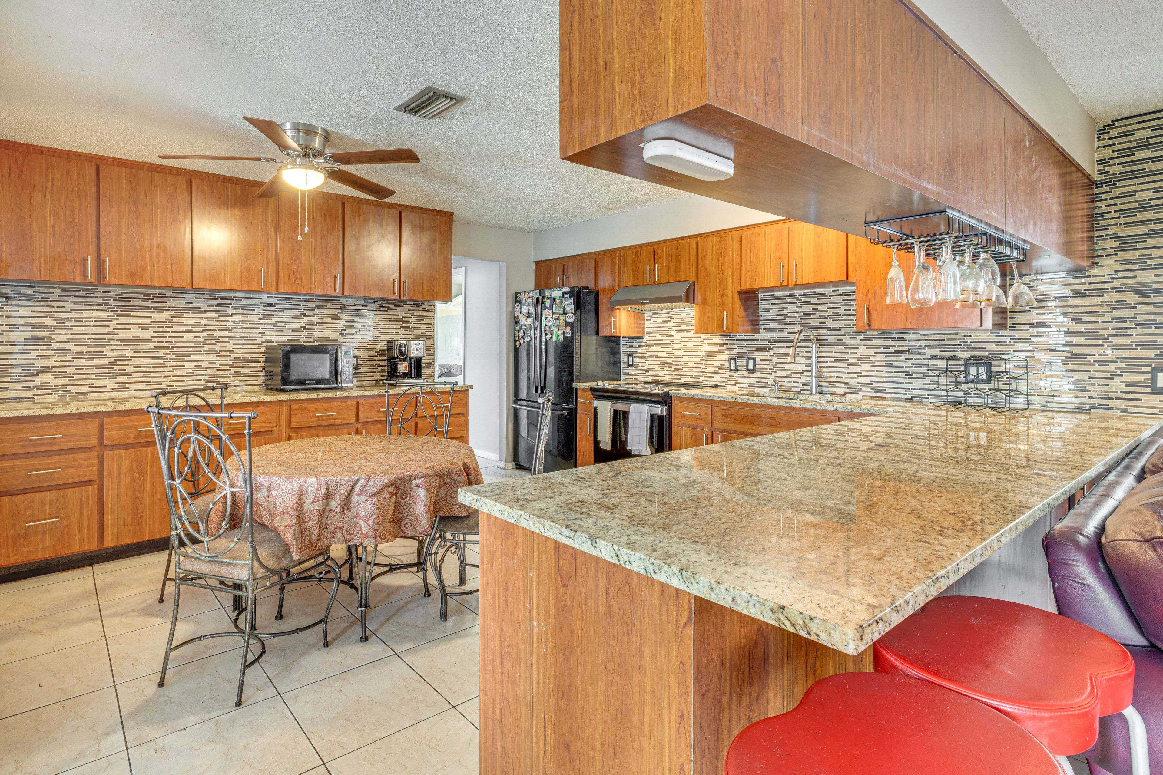 Orlando Vacation Rental | 3BR | 2BA | 1,900 Sq Ft | 2 Steps to Enter