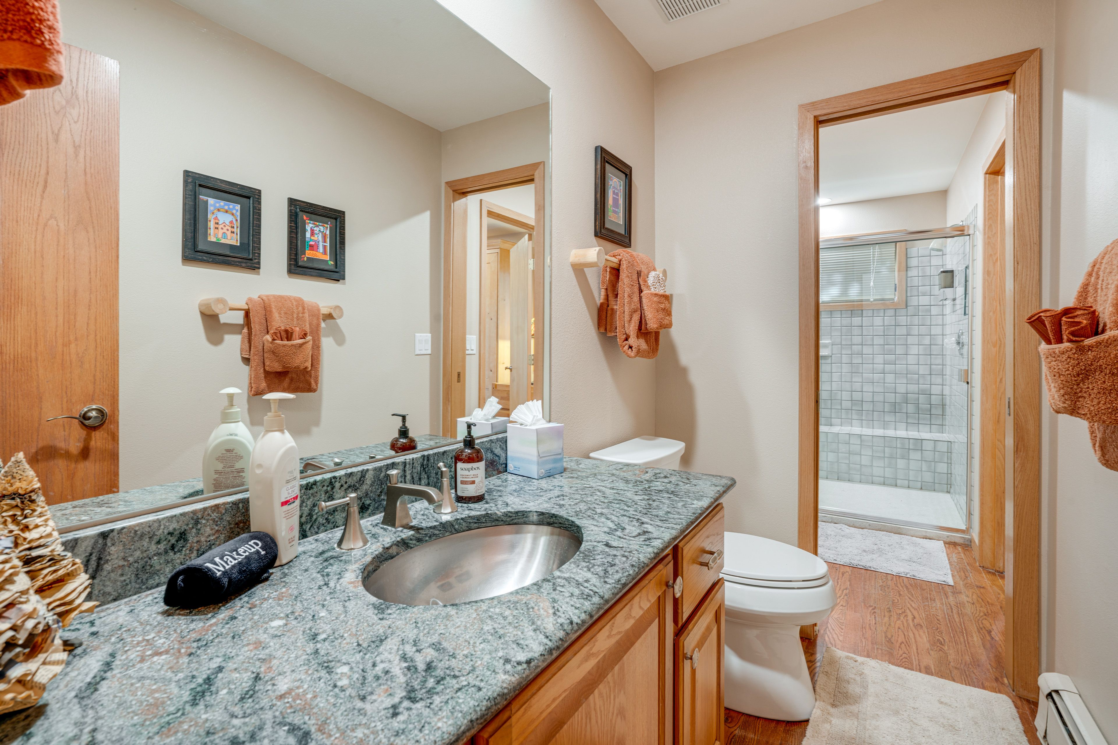 Full Bathroom | 1st Floor