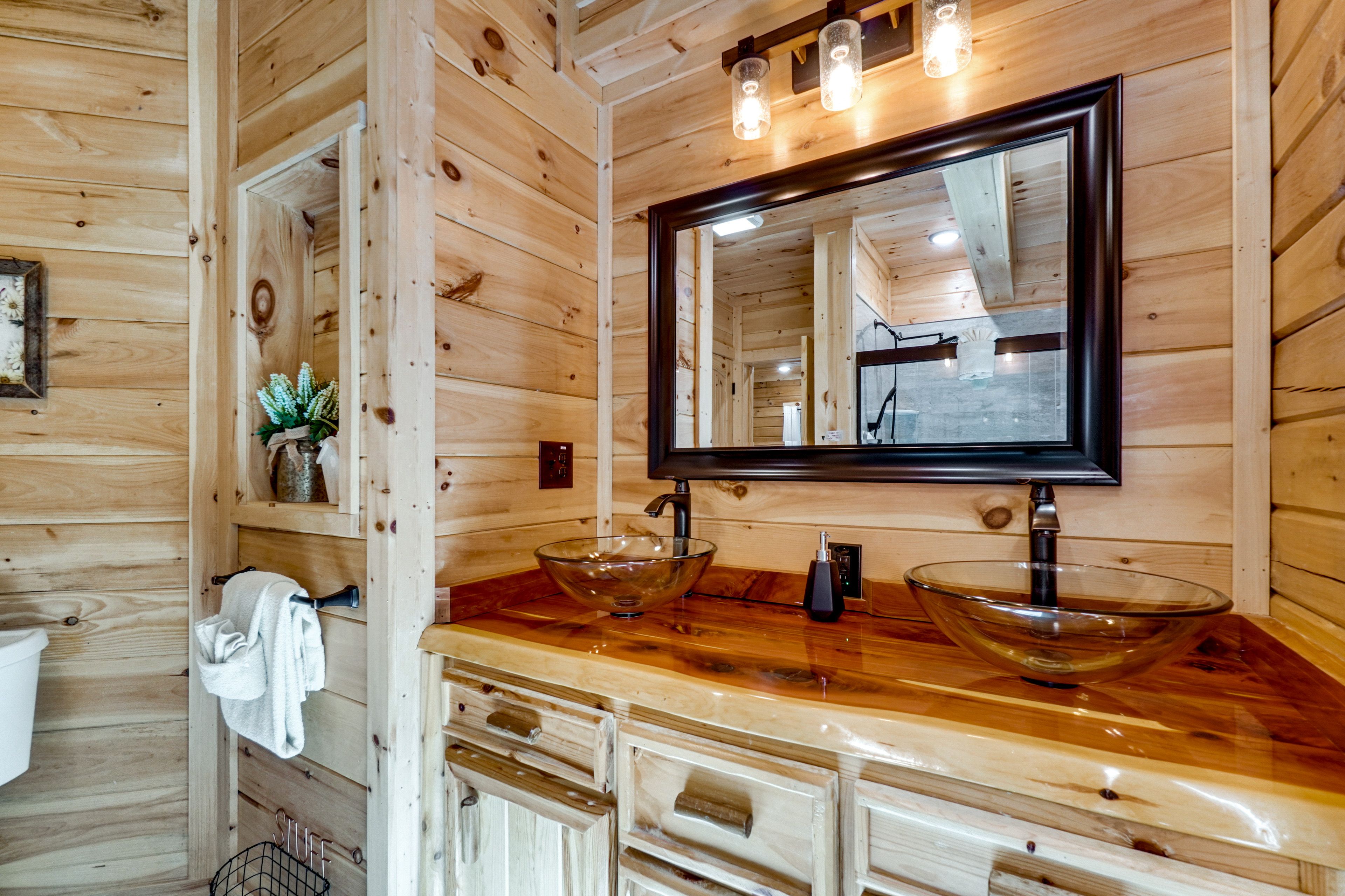 Full Bathroom | Main Level