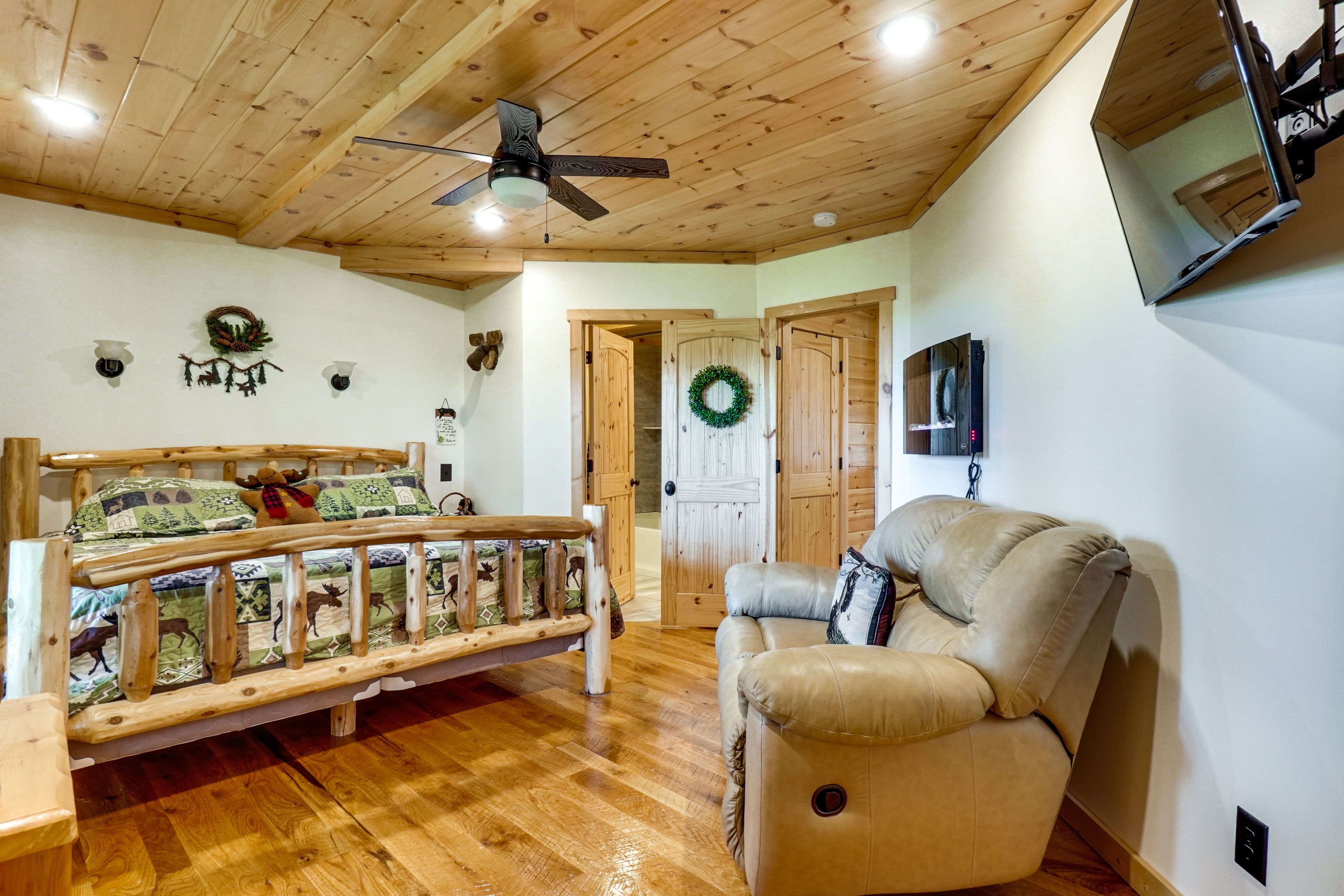 Bedroom 2 | Lower Level | King Bed