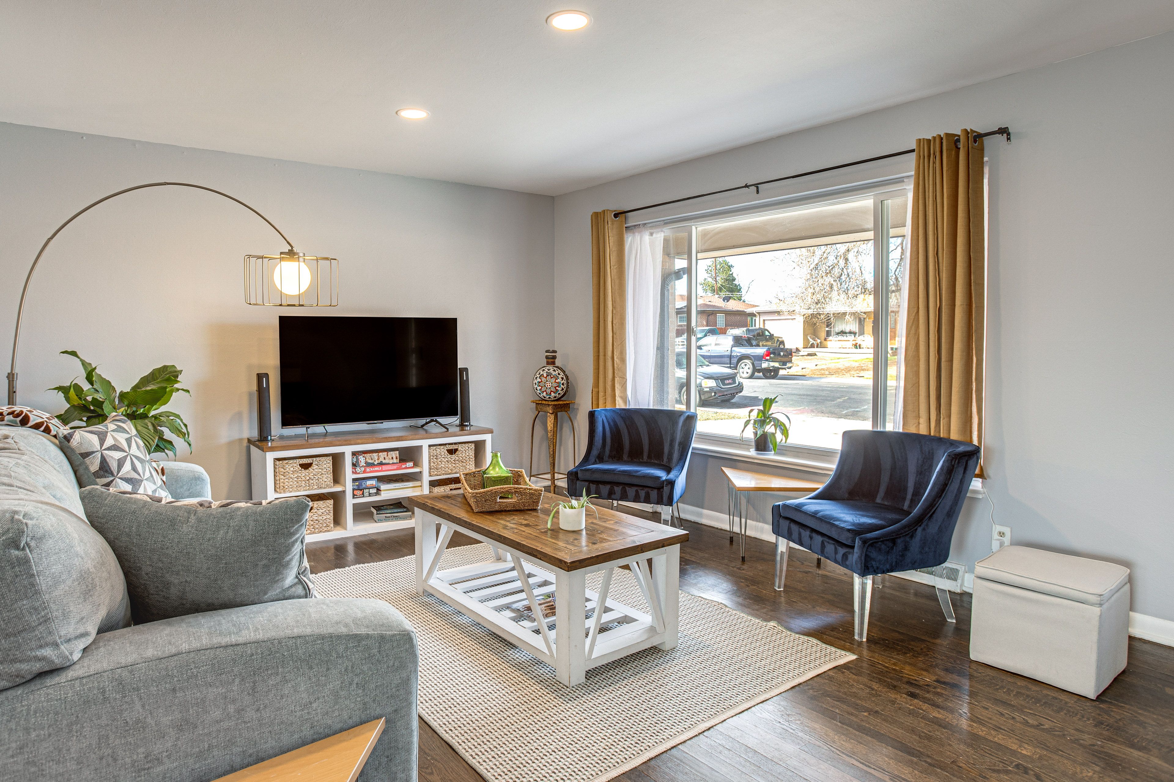 Living Room | Main Level