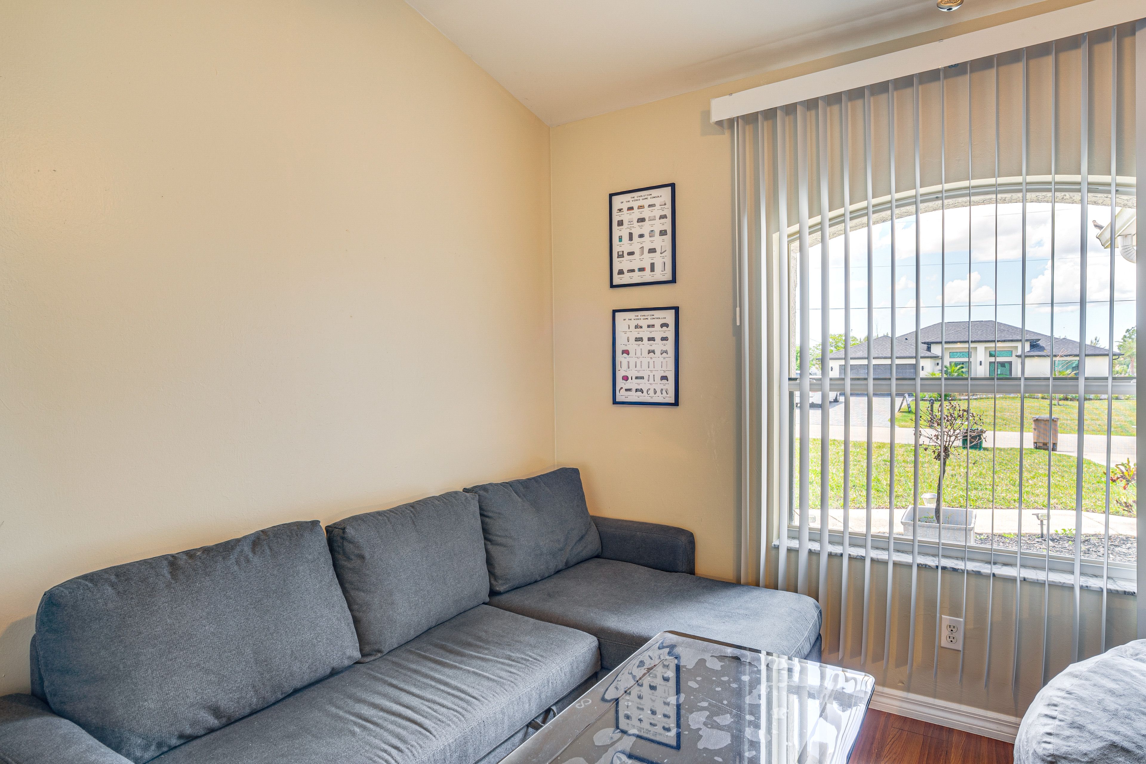 Game Room | Full Sleeper Sofa