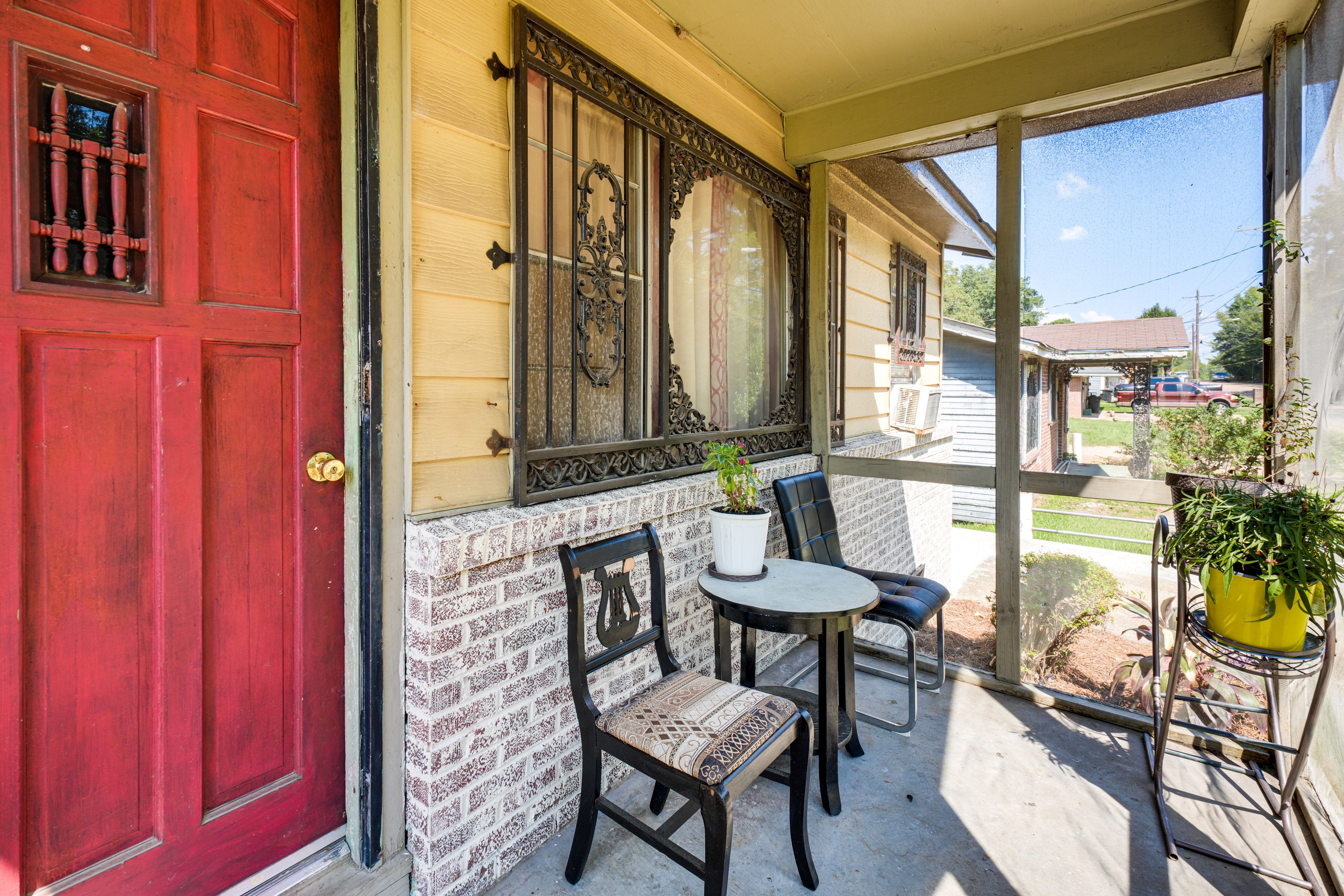 Screened Front Porch