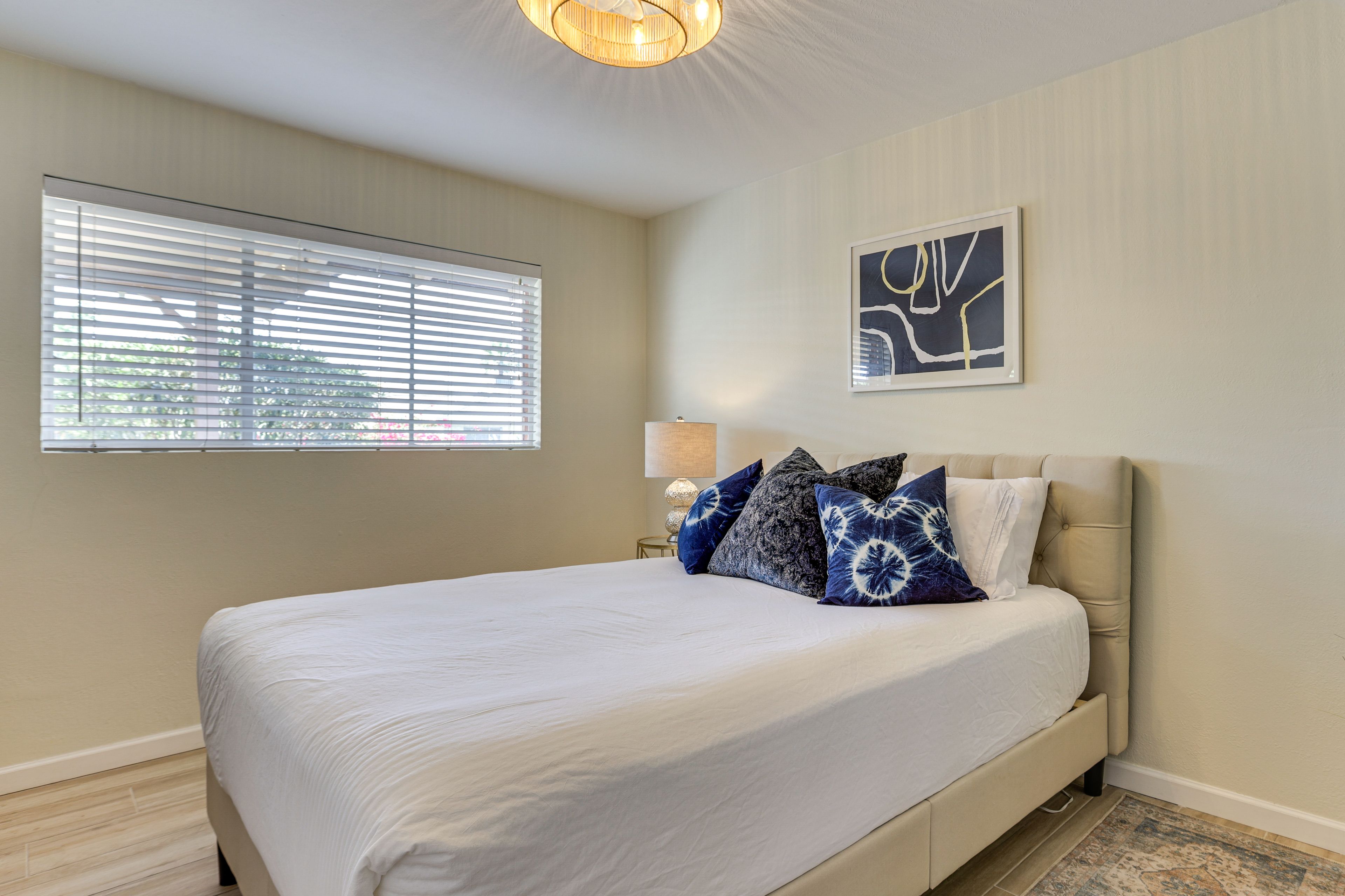 Bedroom 3 | Queen Bed