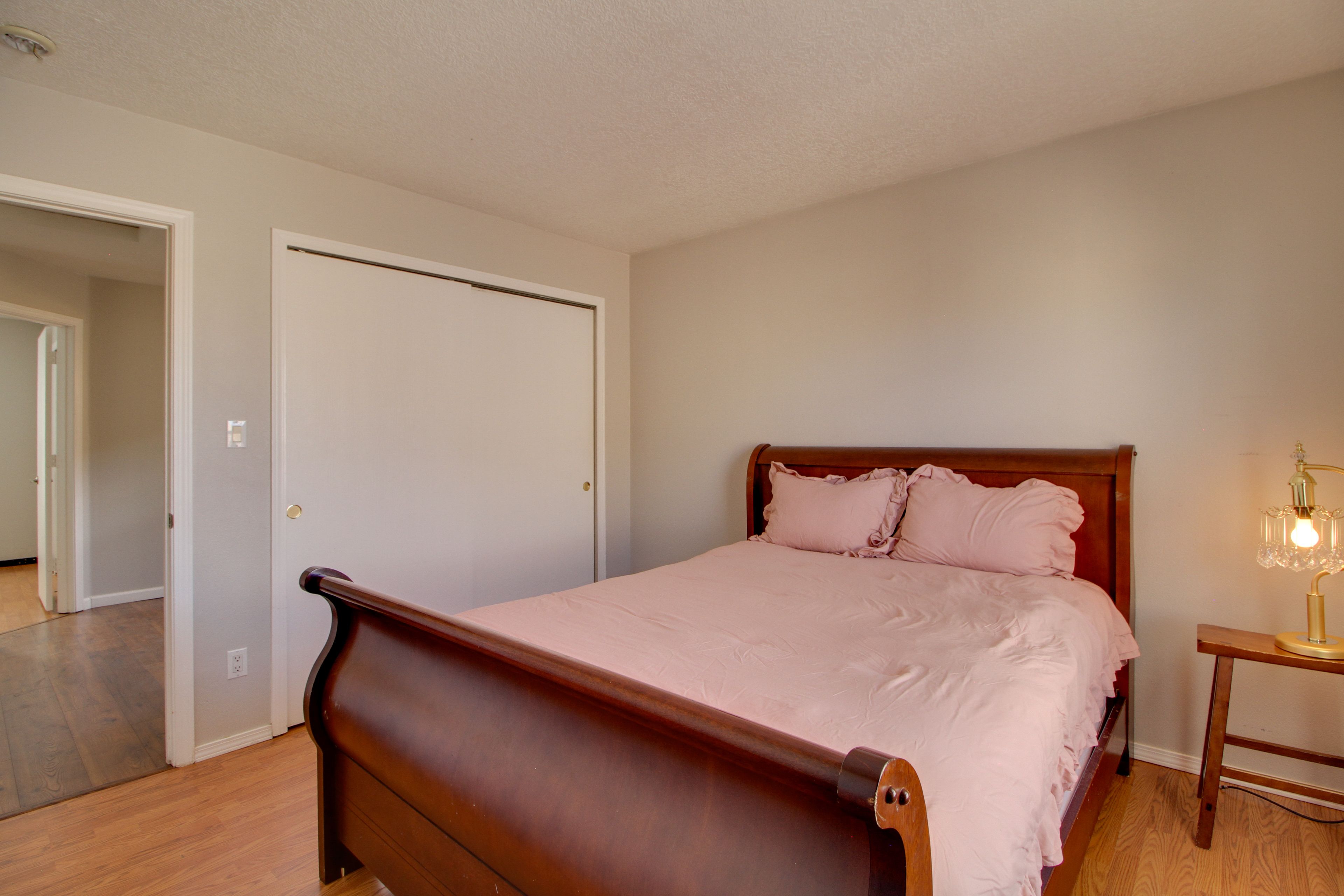 Bedroom 2 | Queen Bed | 2nd Floor