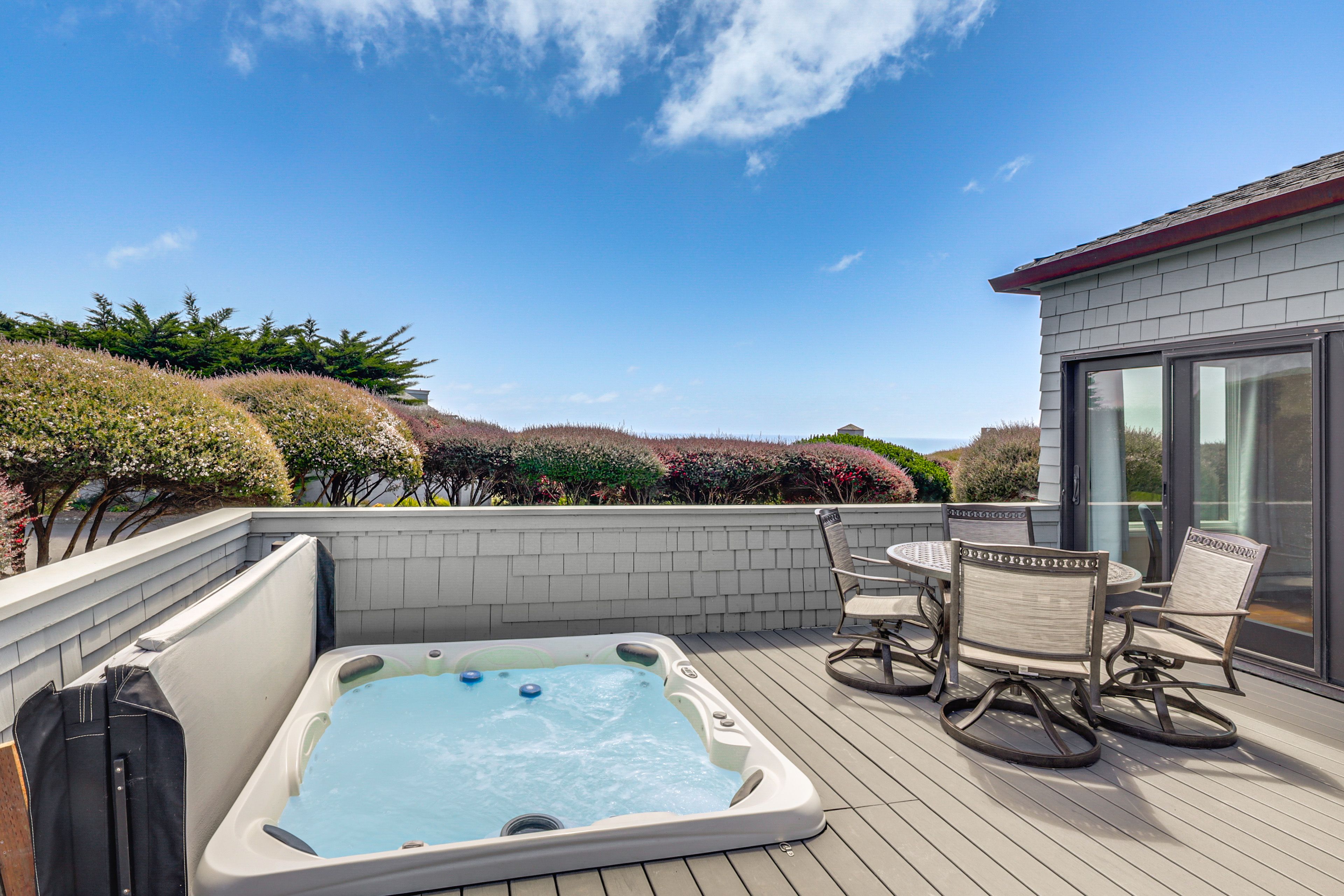 Bodega Bay Vacation Rental | 3BR | 2.5BA | 2,329 Sq Ft