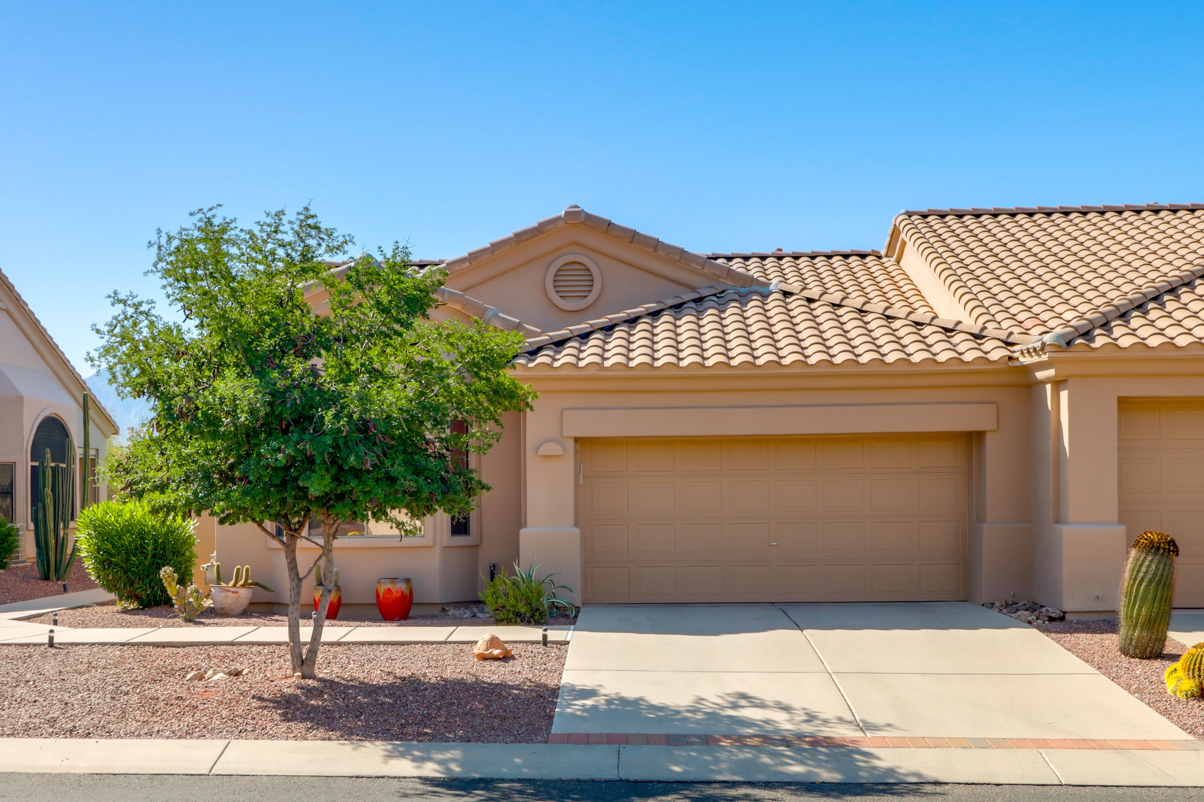 Parking | Driveway (1 Vehicle) | EV Charger
