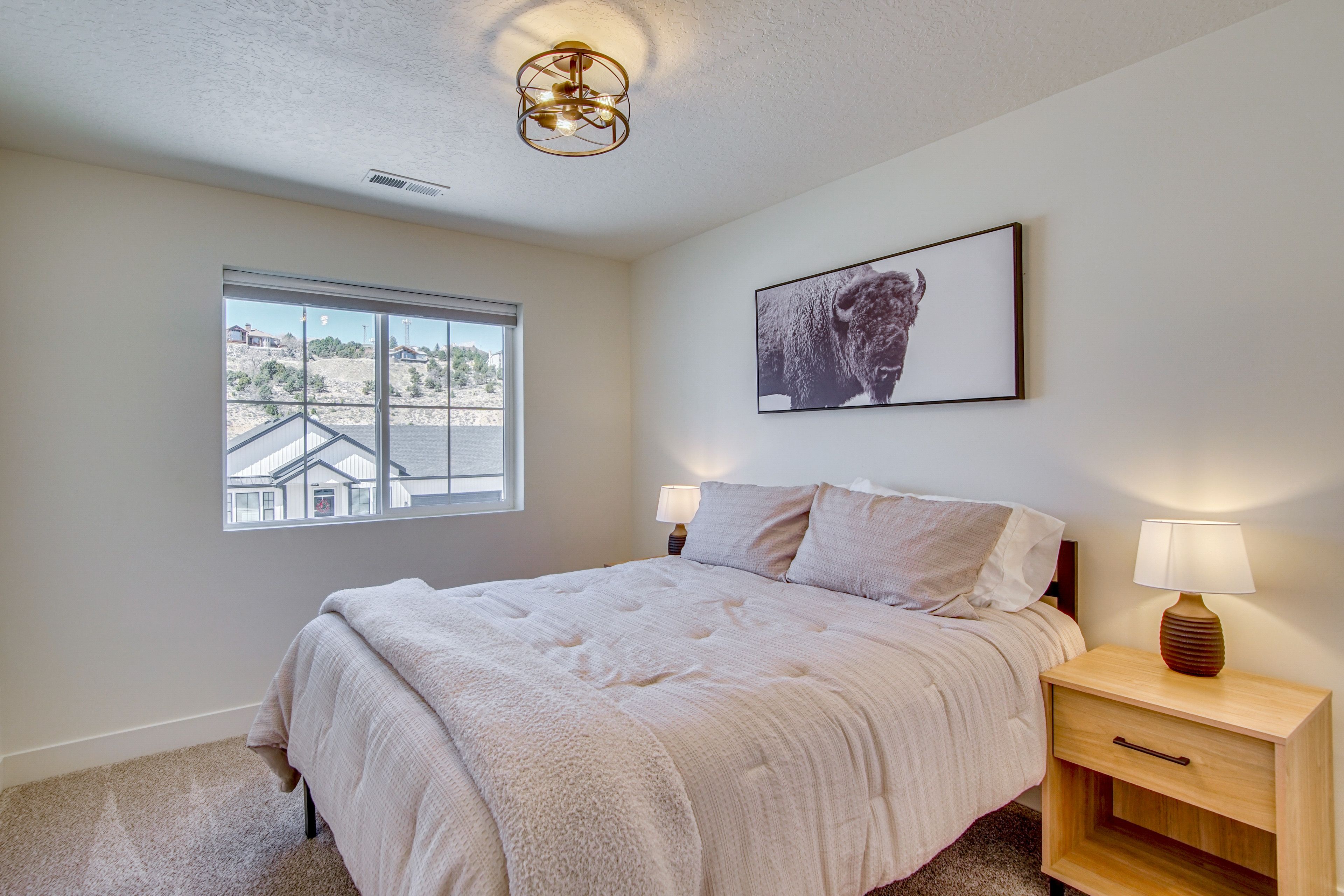 Bedroom 5 | Queen Bed | 2nd Floor