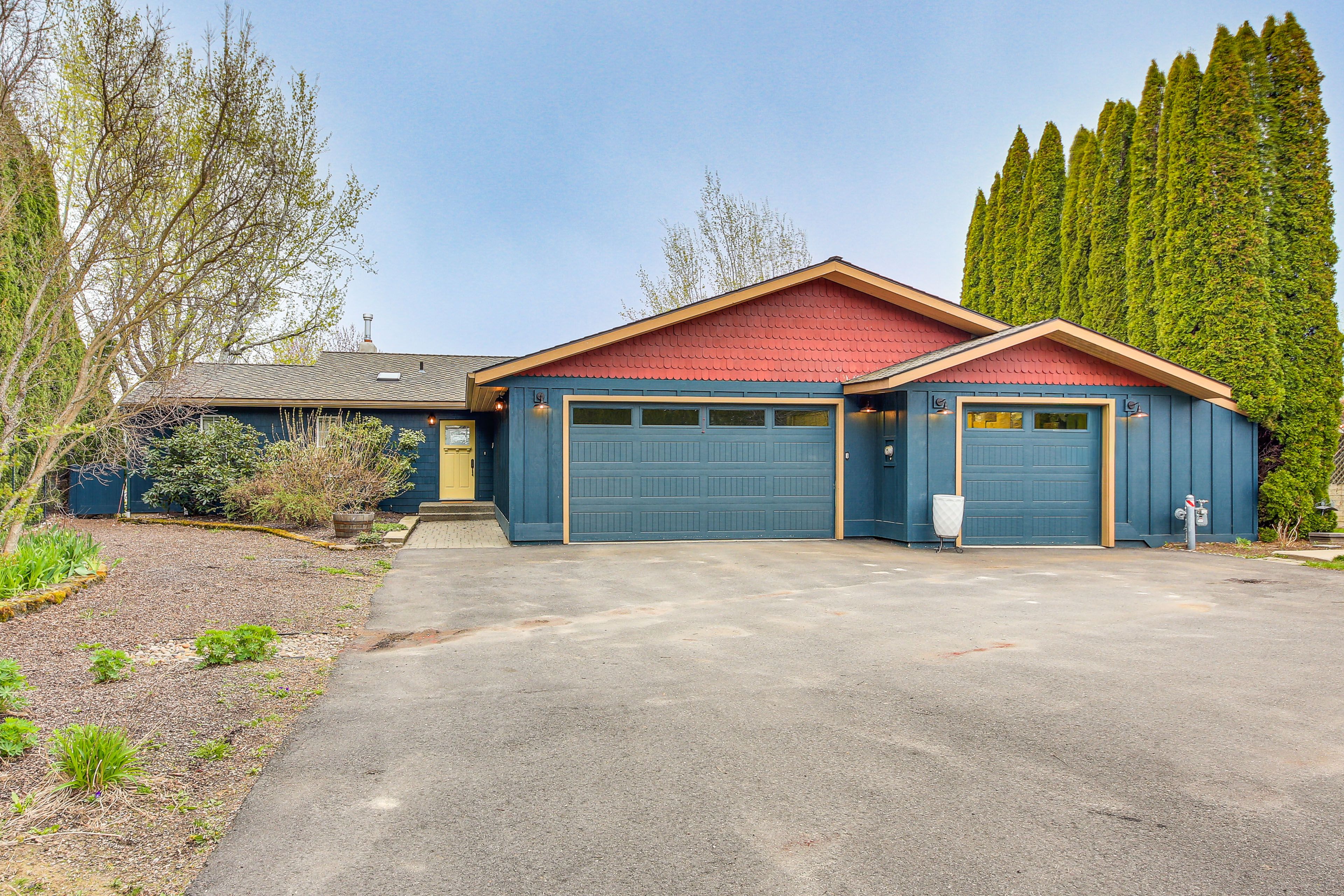 Driveway Parking (4 Vehicles)