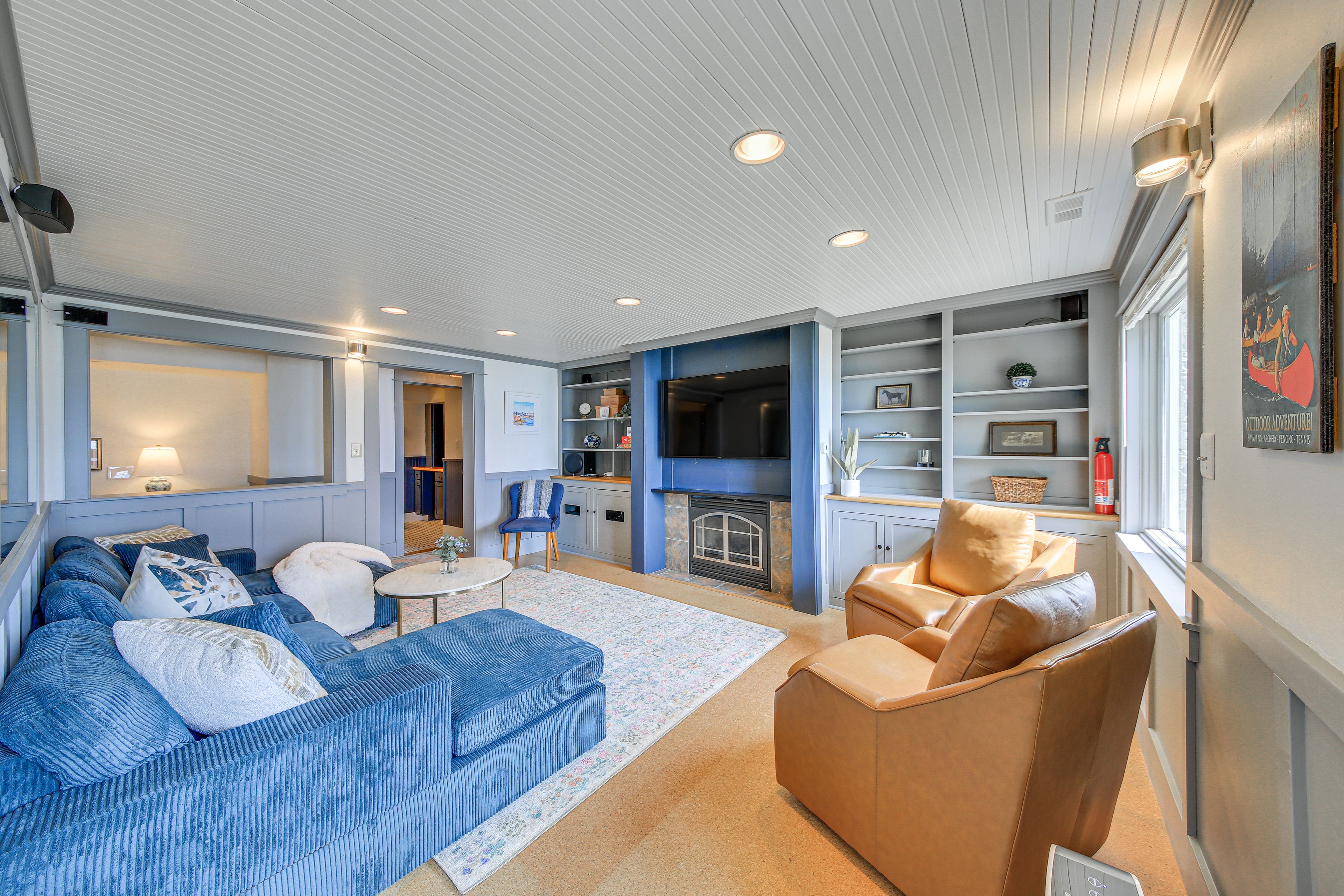 Family Room | Lower Level
