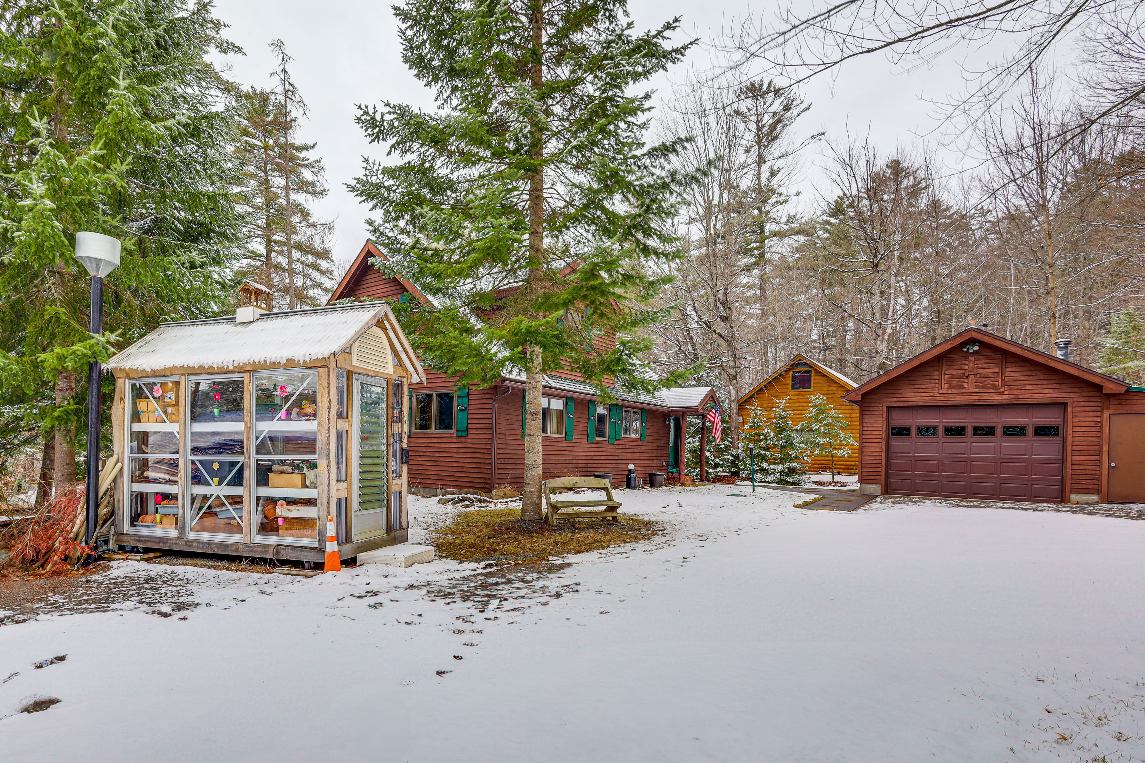 Parking | Driveway (2 Vehicles) | Addt'l Spaces Available