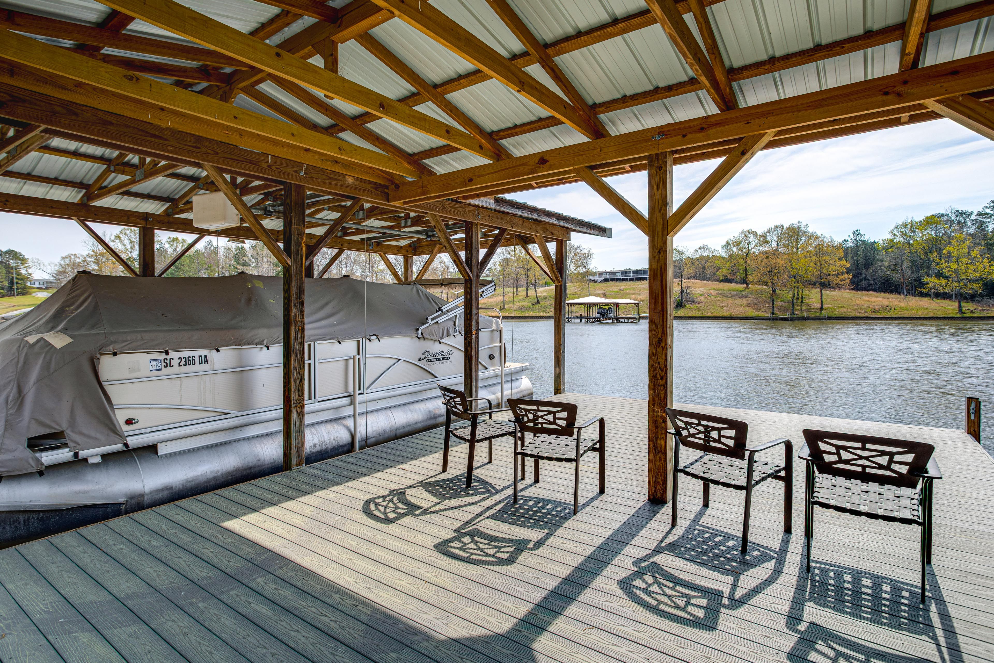 Private Dock | Lake Access