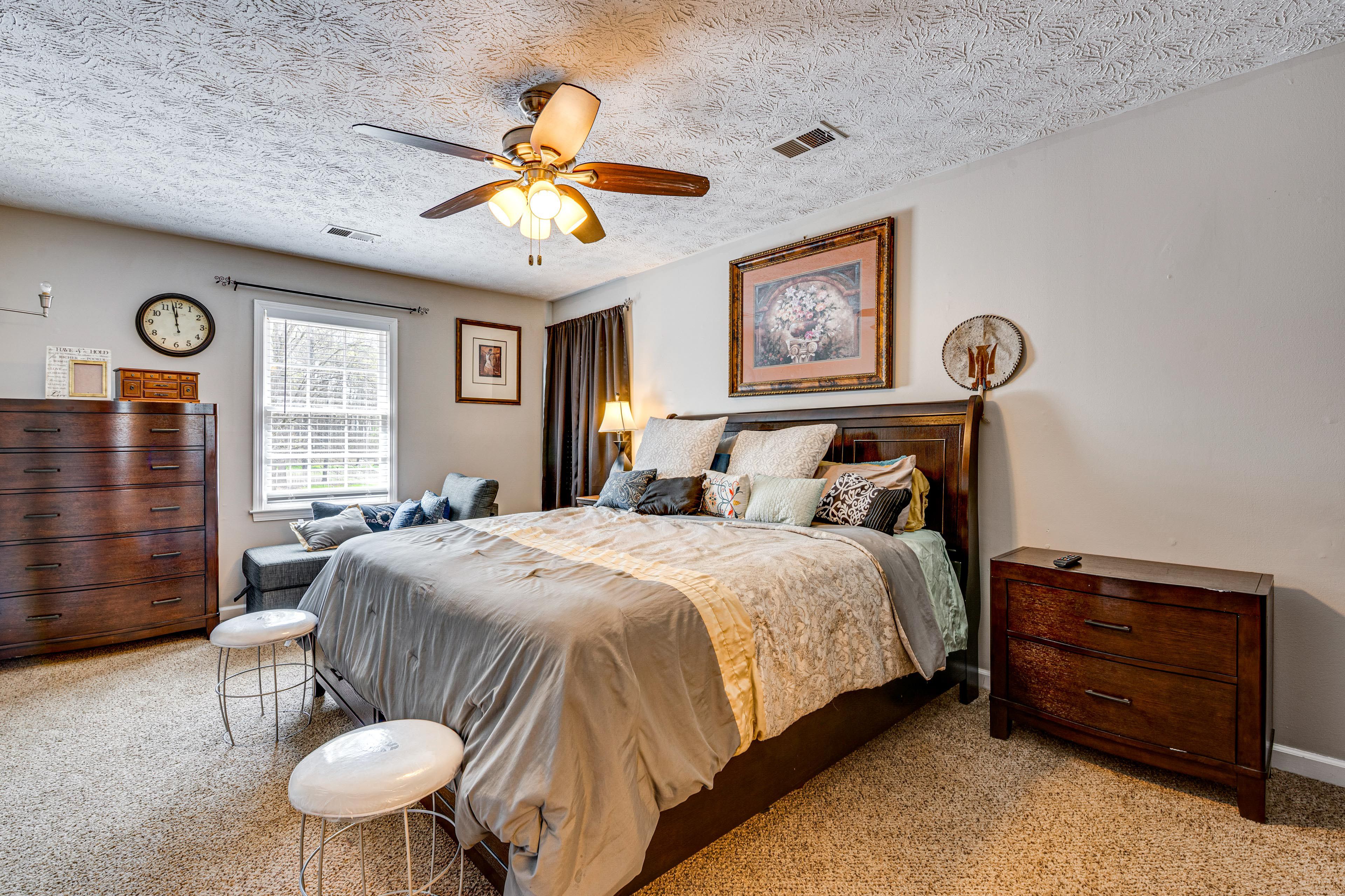 Bedroom 1 | 2nd Floor | King Bed