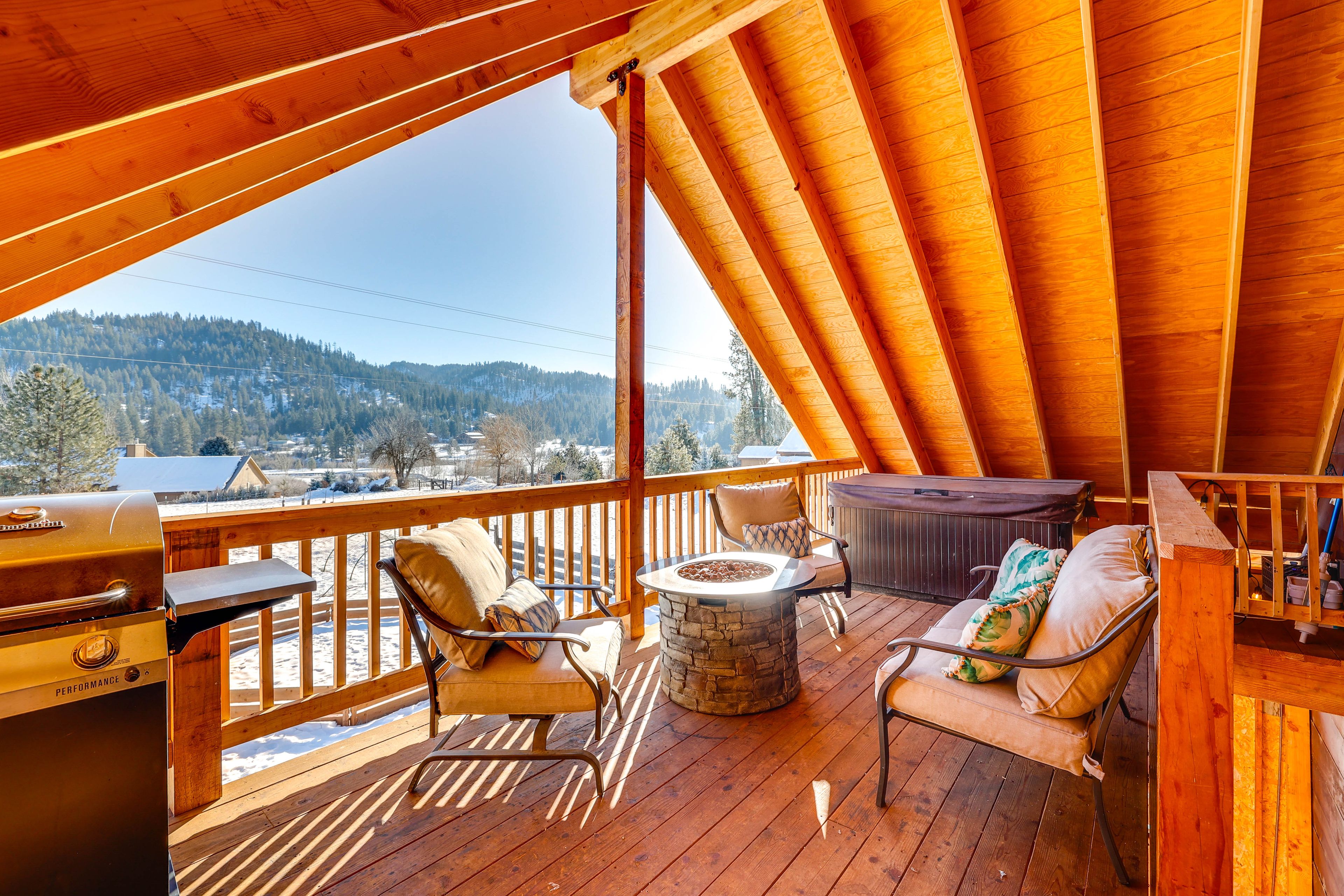 Garage Apartment Deck