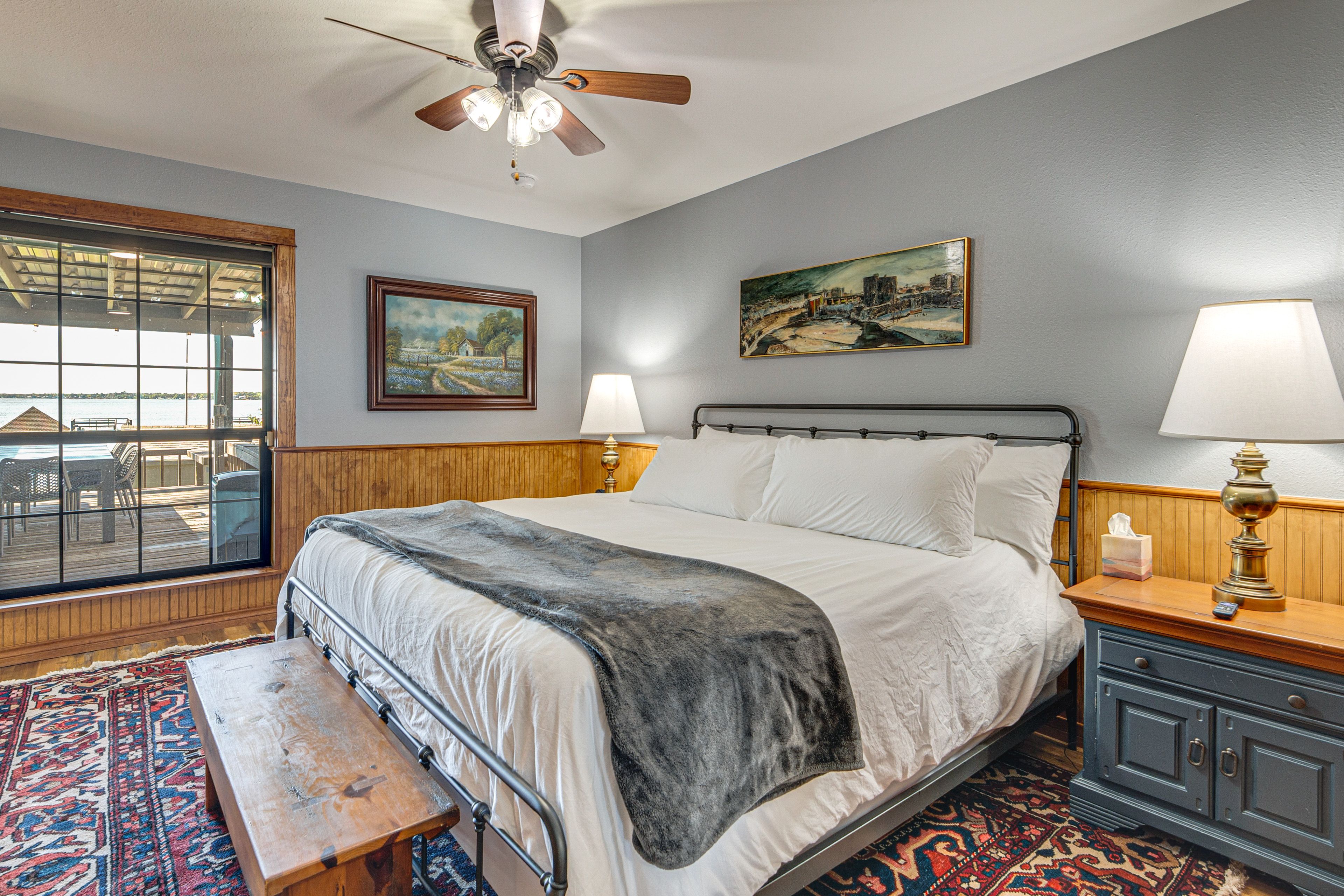 Bedroom 4 | King Bed | 1st Floor